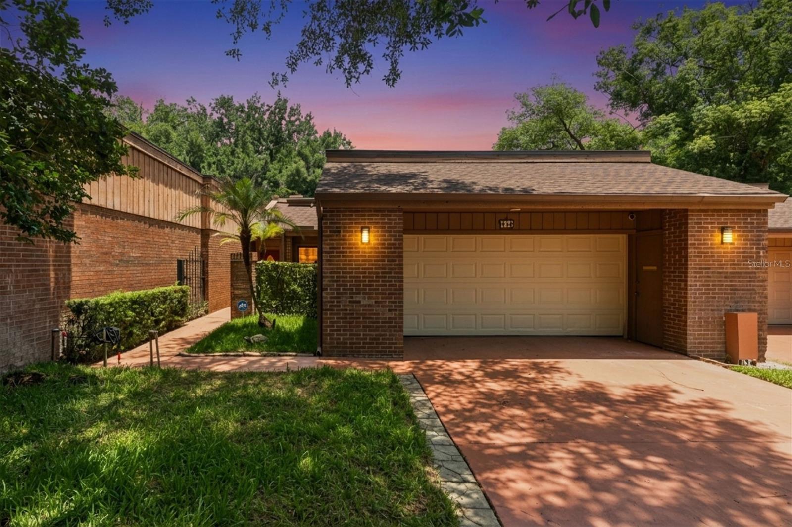 SPREADING OAK VILLAGE REV BLK B - Residential