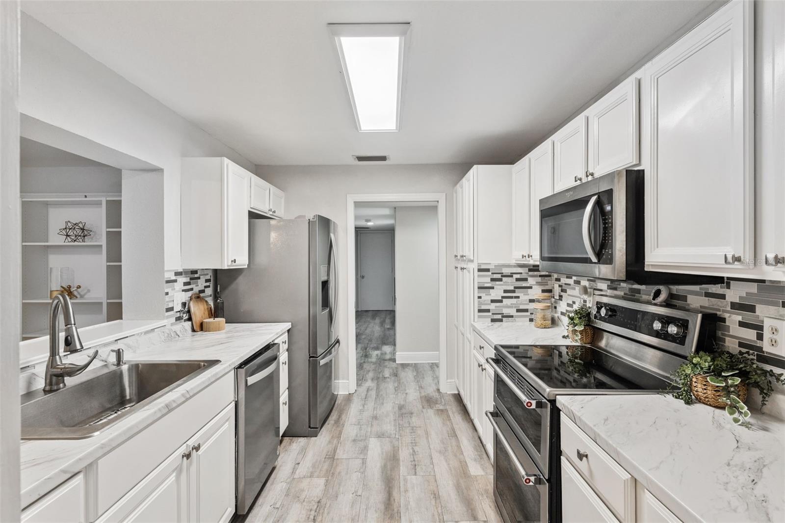 SPREADING OAK VILLAGE REV BLK B - Residential