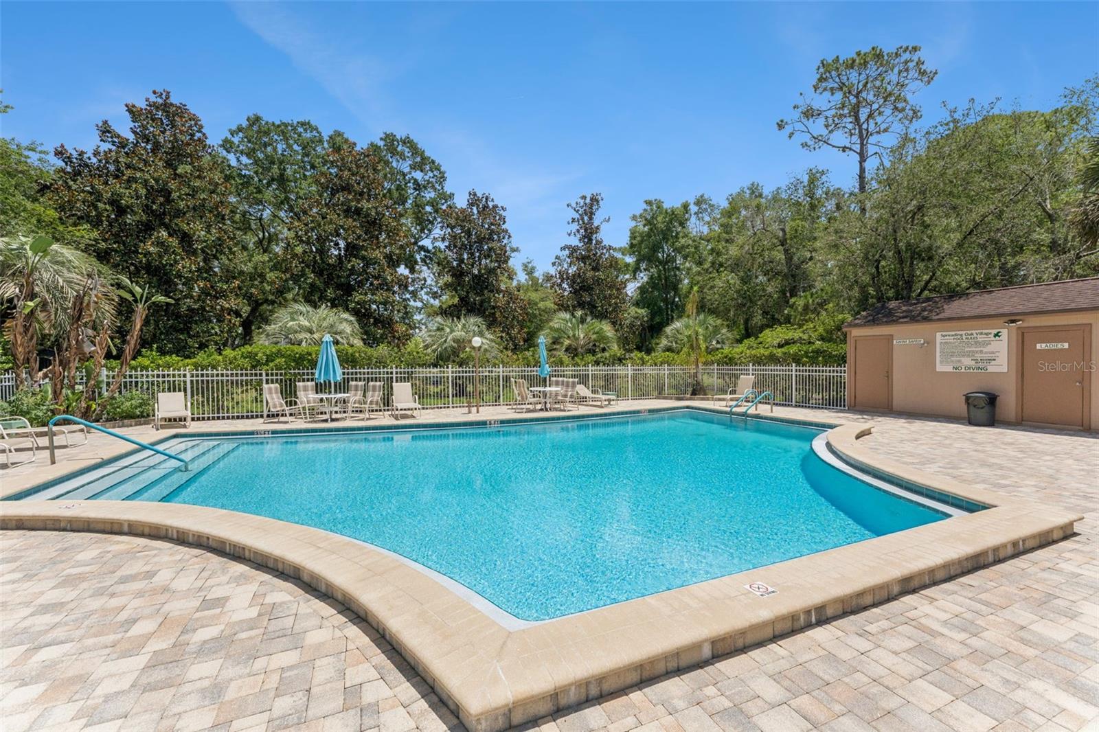 SPREADING OAK VILLAGE REV BLK B - Residential