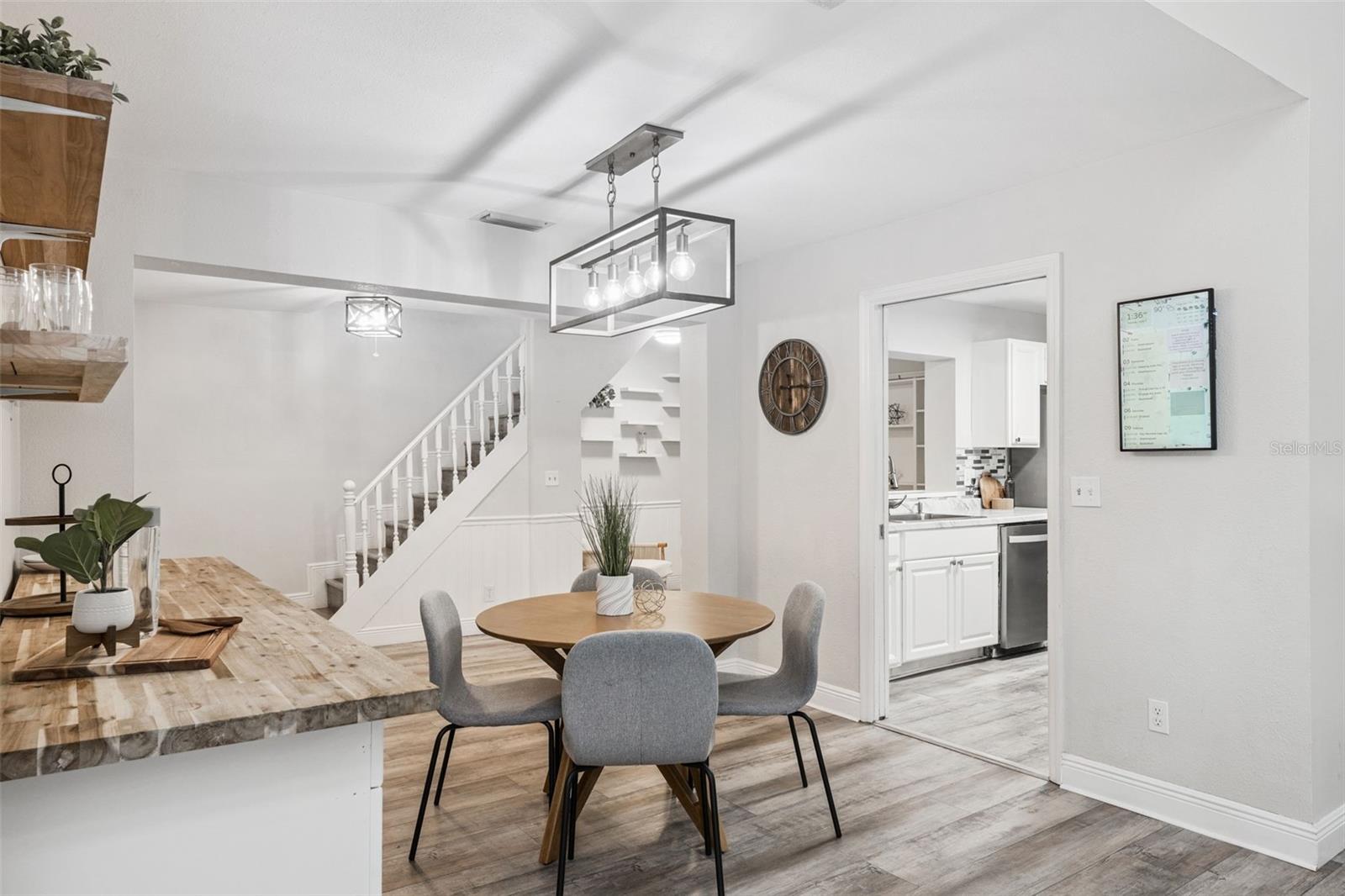 SPREADING OAK VILLAGE REV BLK B - Residential