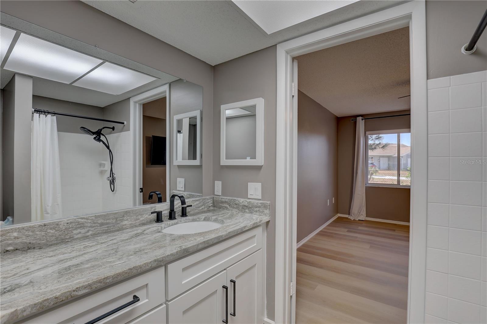 BEACON SQUARE - Residential