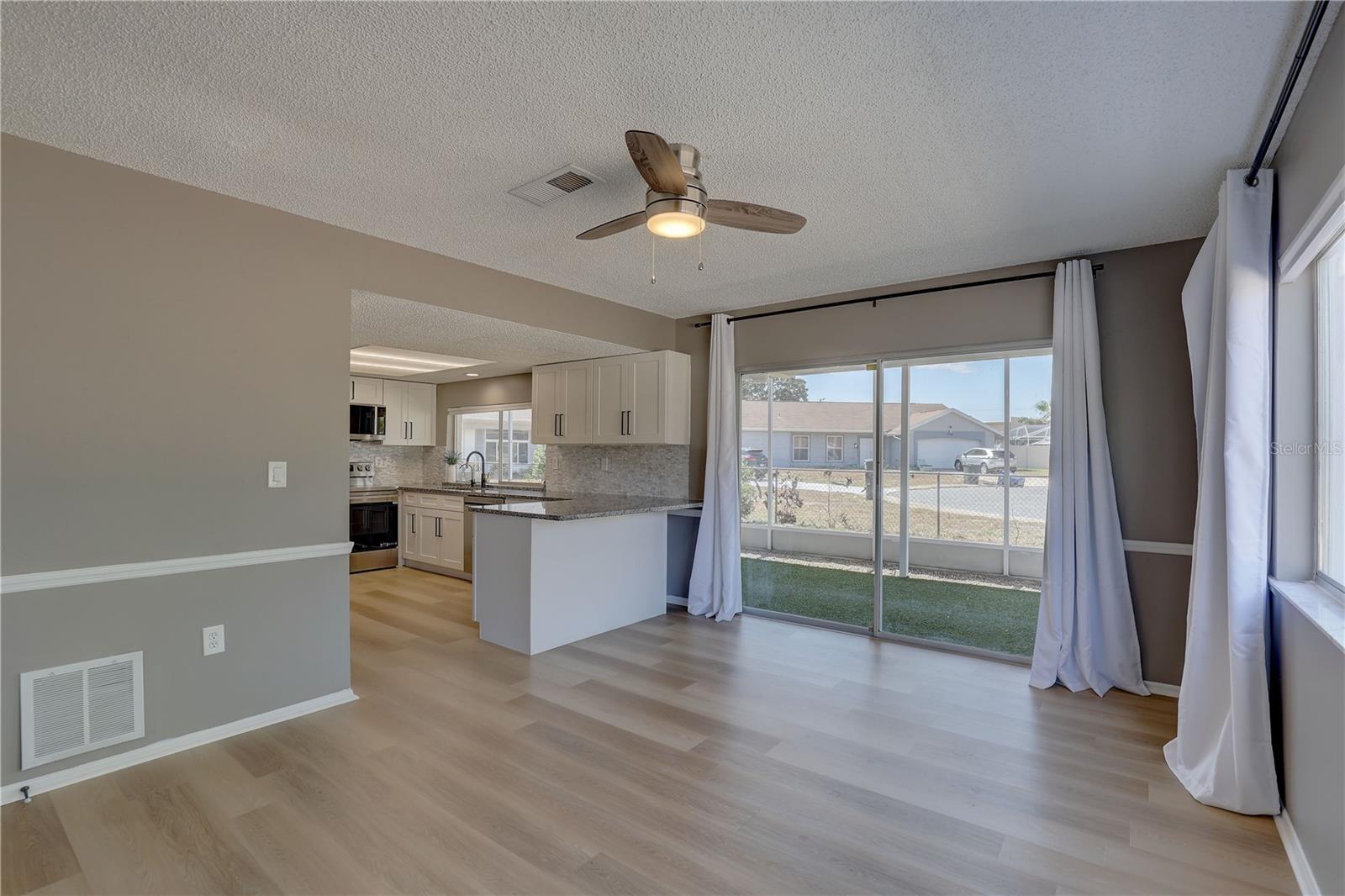 BEACON SQUARE - Residential