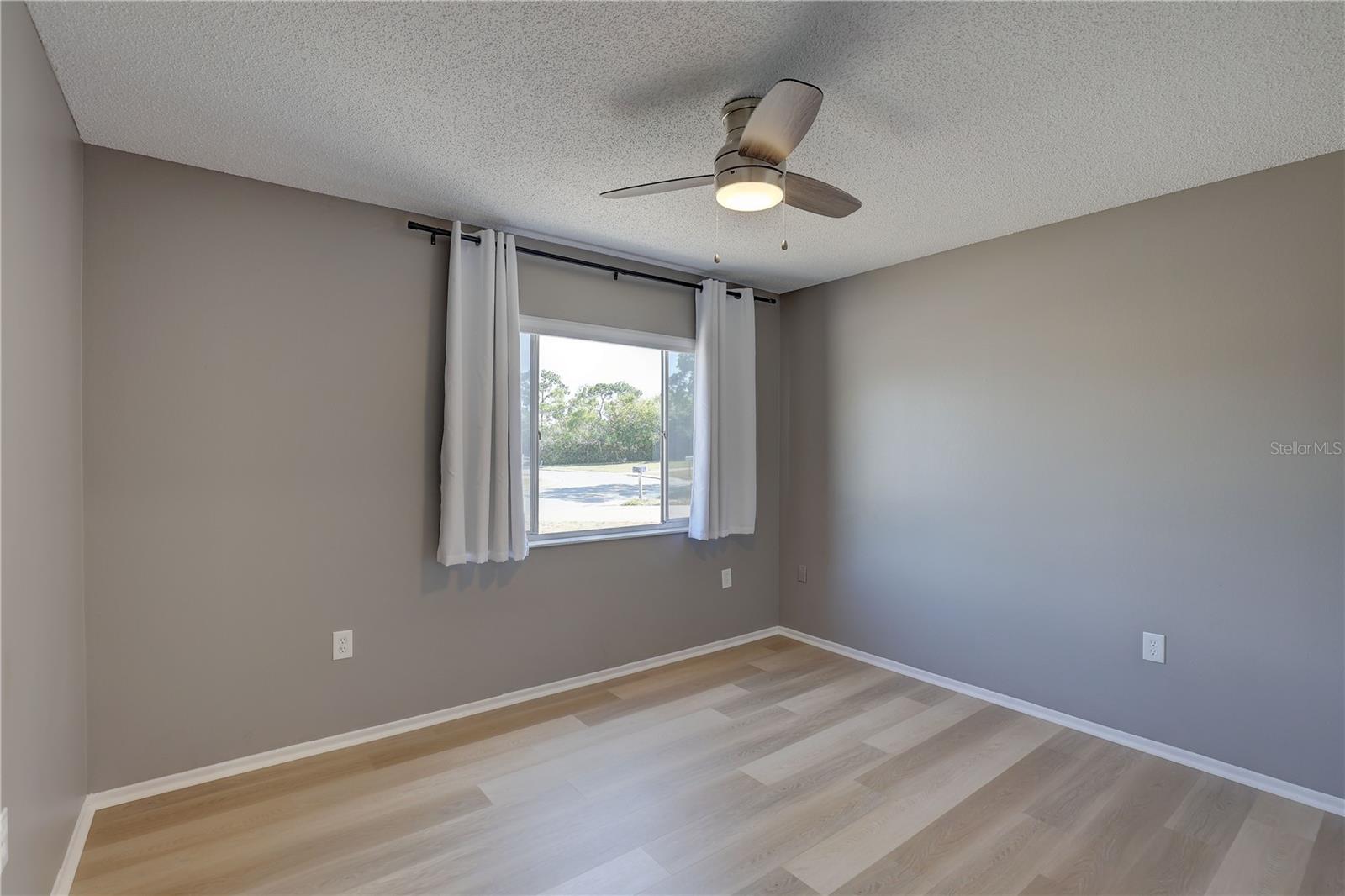 BEACON SQUARE - Residential