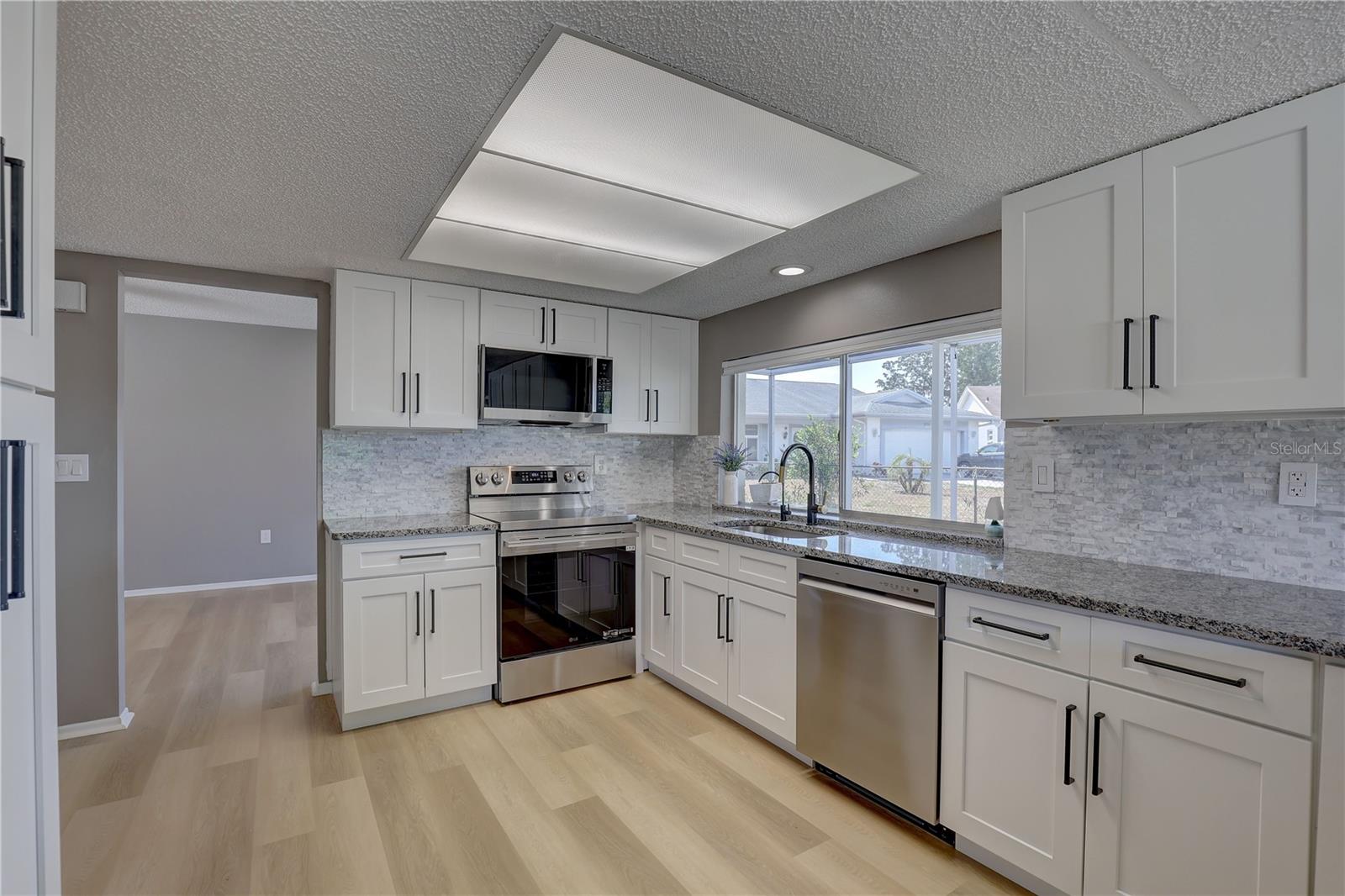 BEACON SQUARE - Residential