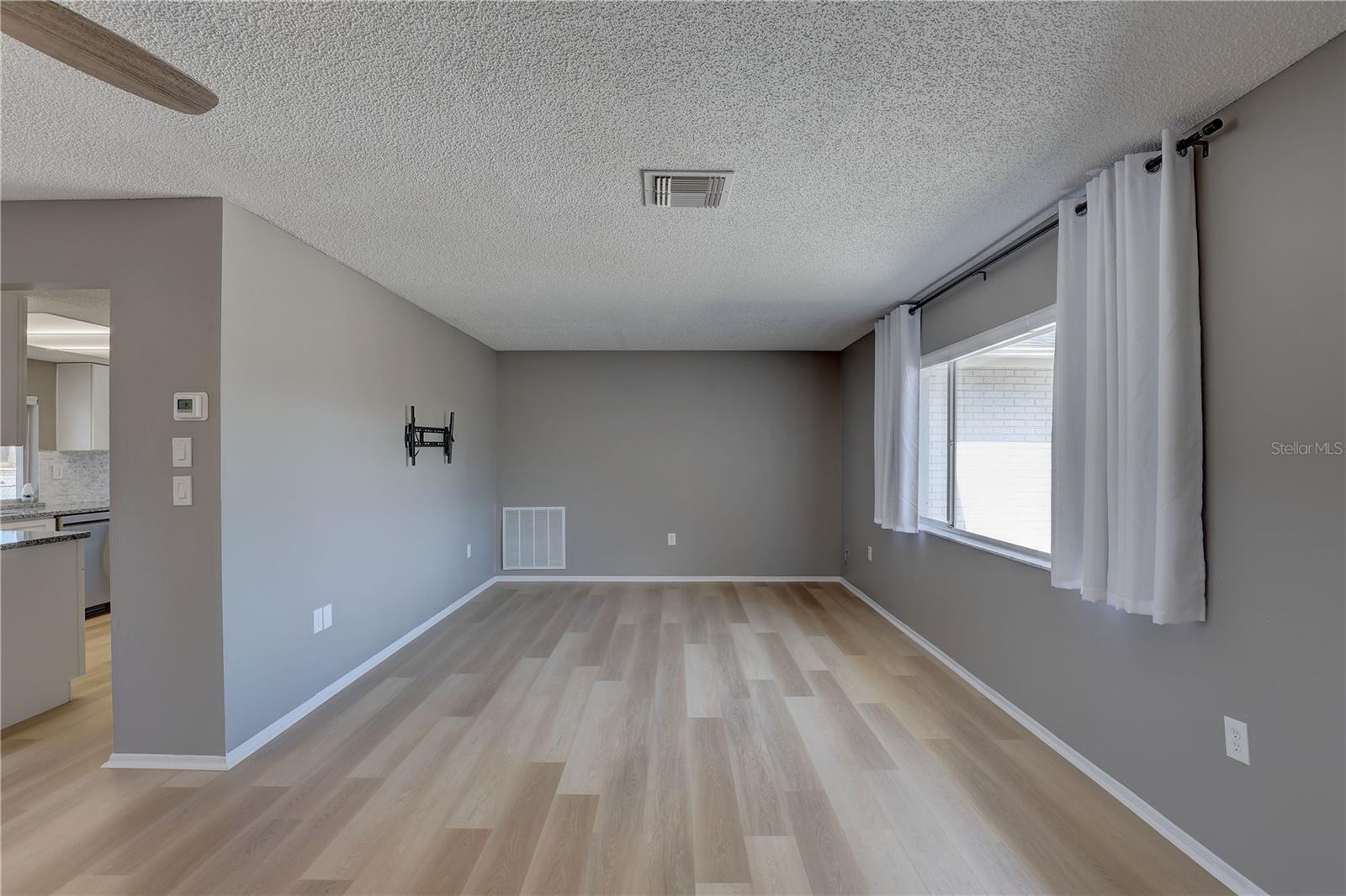 BEACON SQUARE - Residential