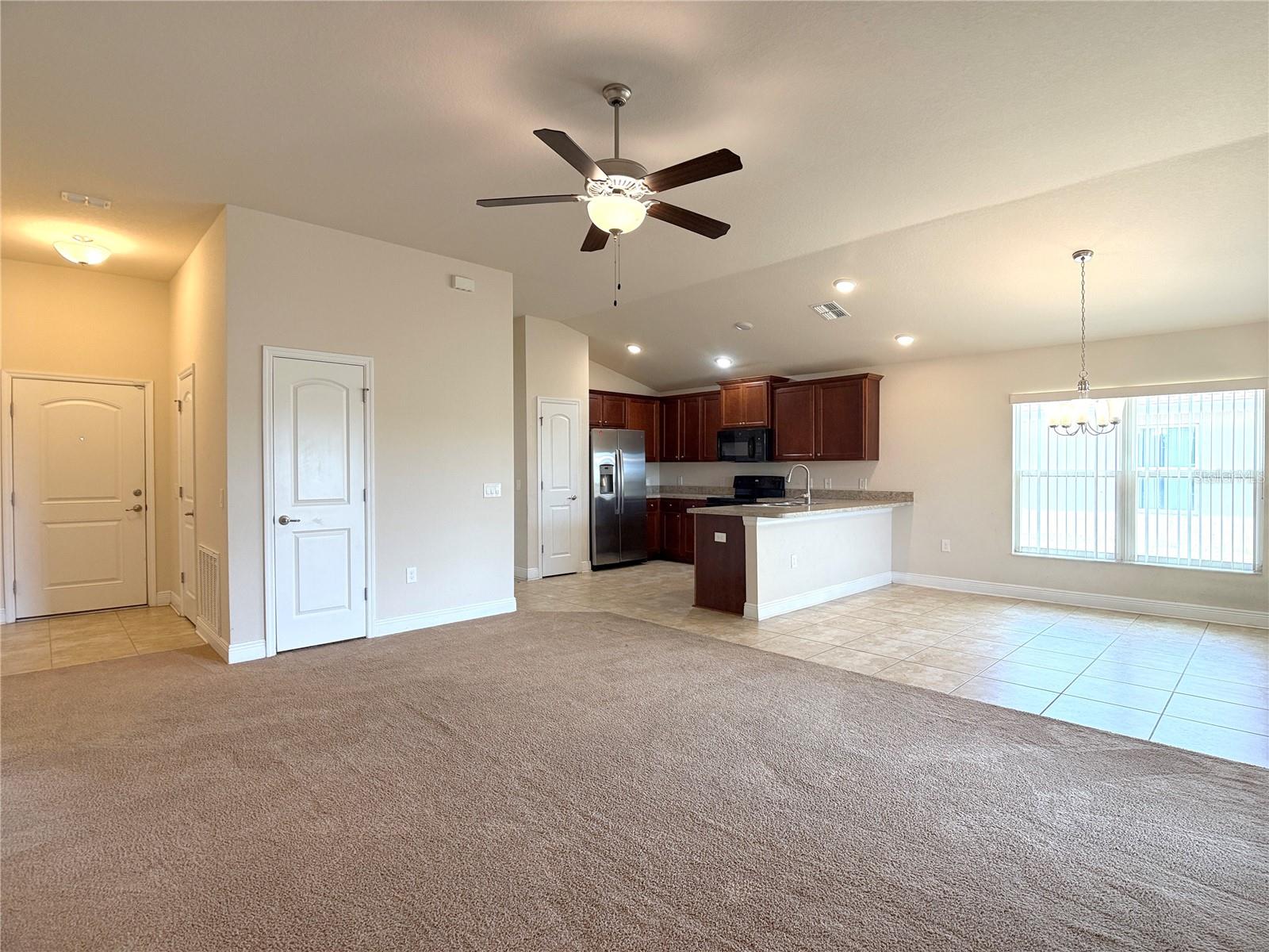 MARIA VISTA - Residential Lease