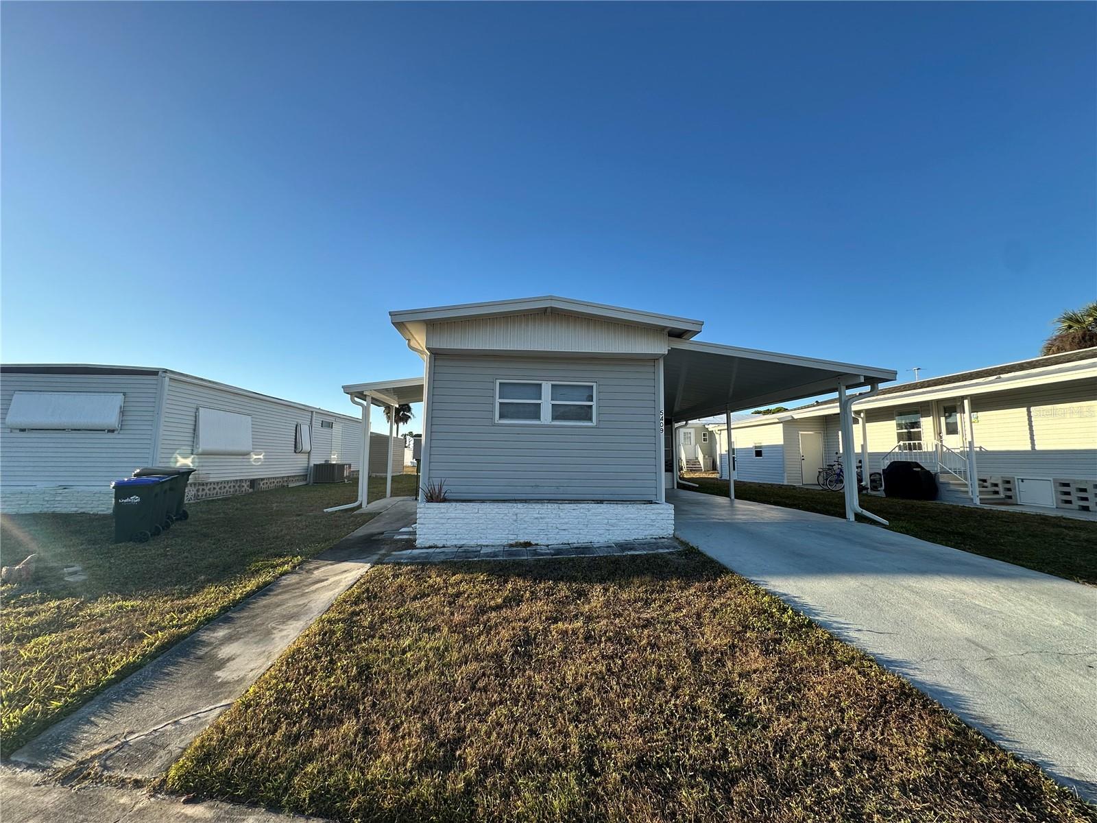 HOLIDAY PARK - Residential