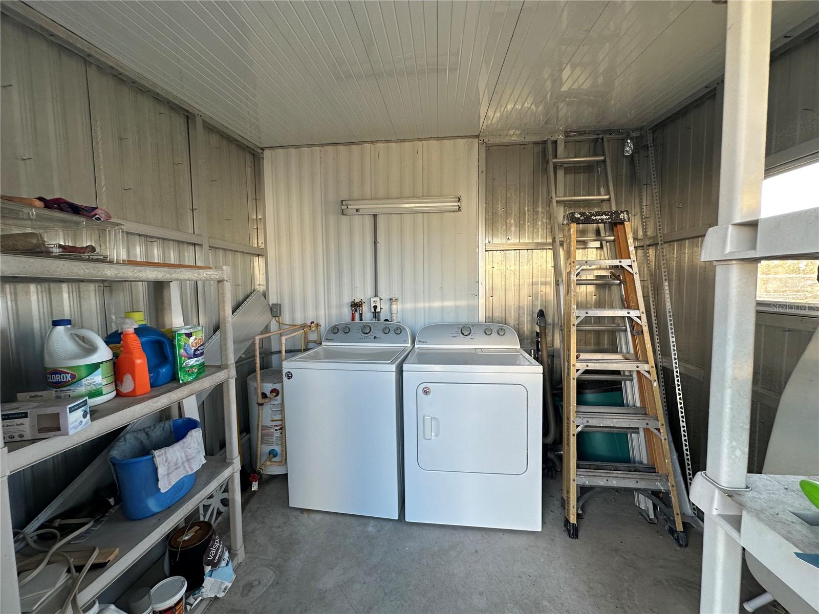 HOLIDAY PARK - Residential