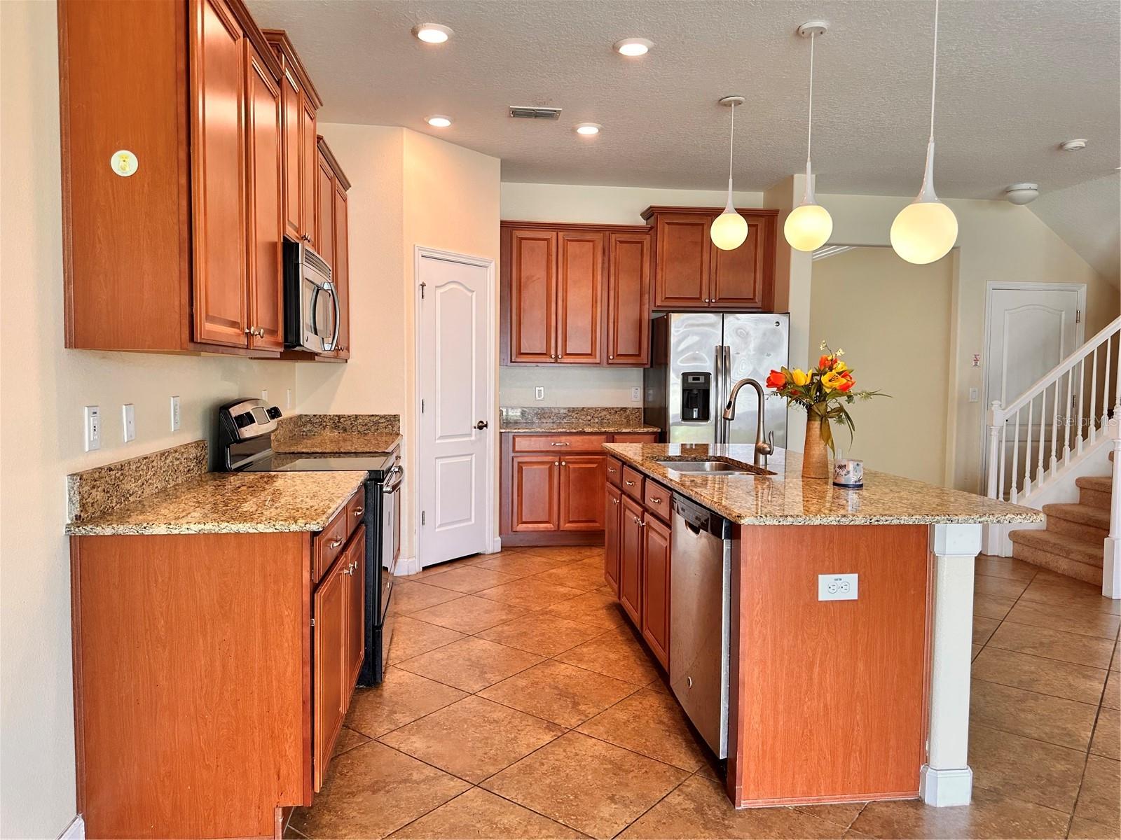 WINDERMERE SOUND - Residential