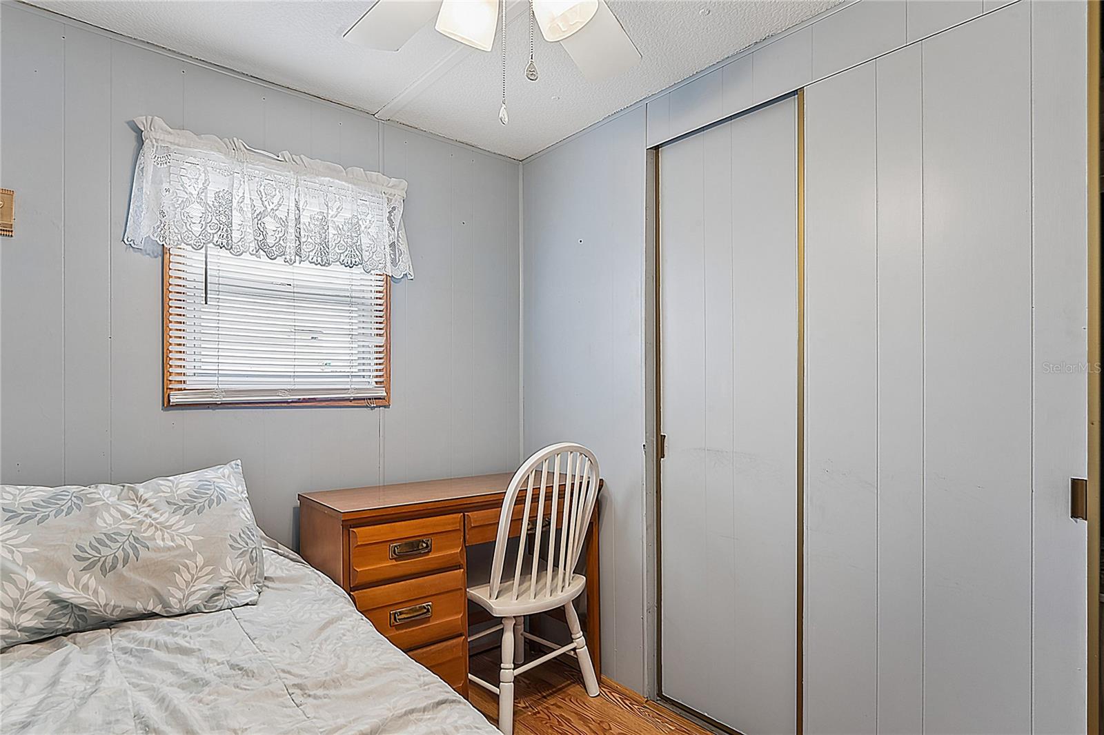 SLEEPY HOLLOW MOBILE ESTATES - Residential