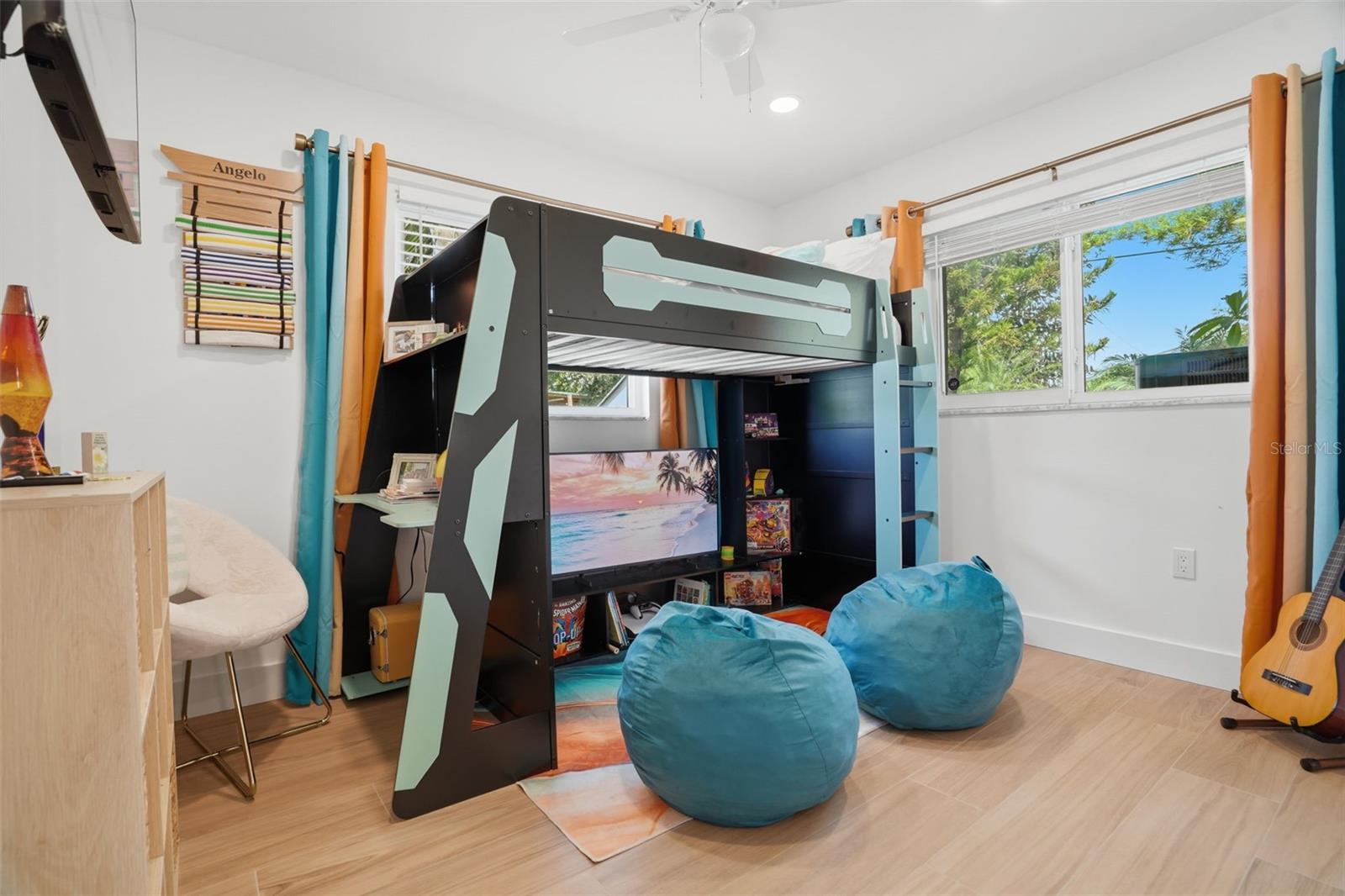 SHOREACRES CENTER - Residential