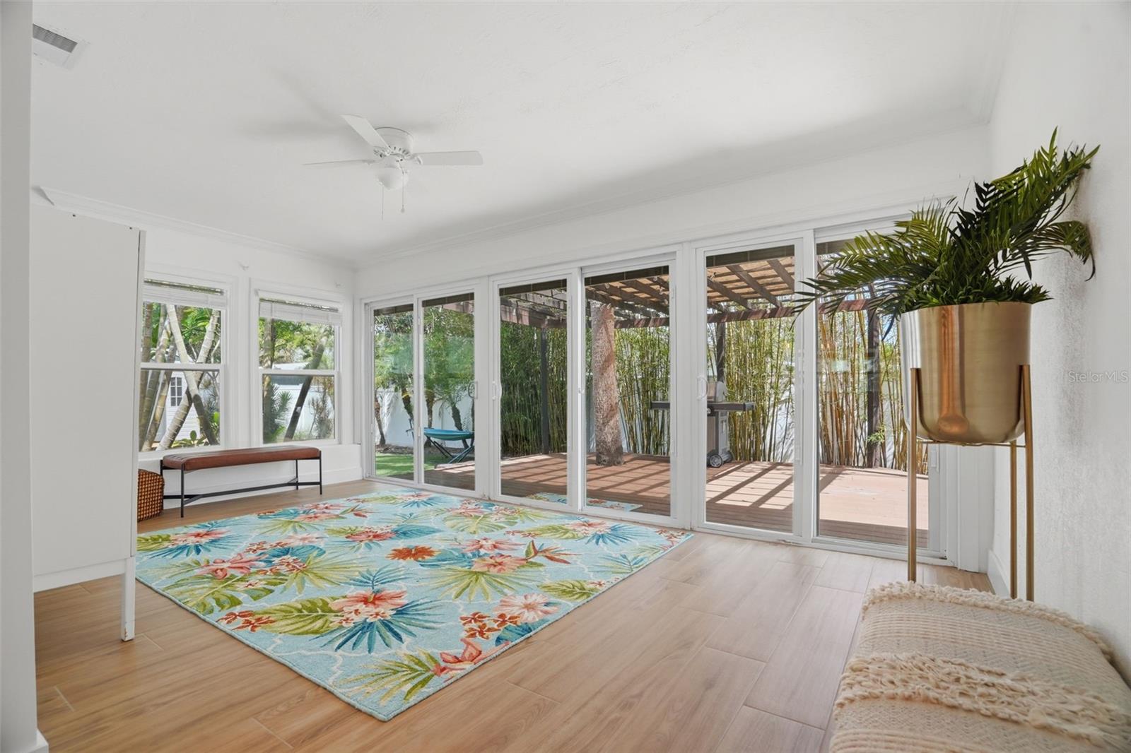 SHOREACRES CENTER - Residential