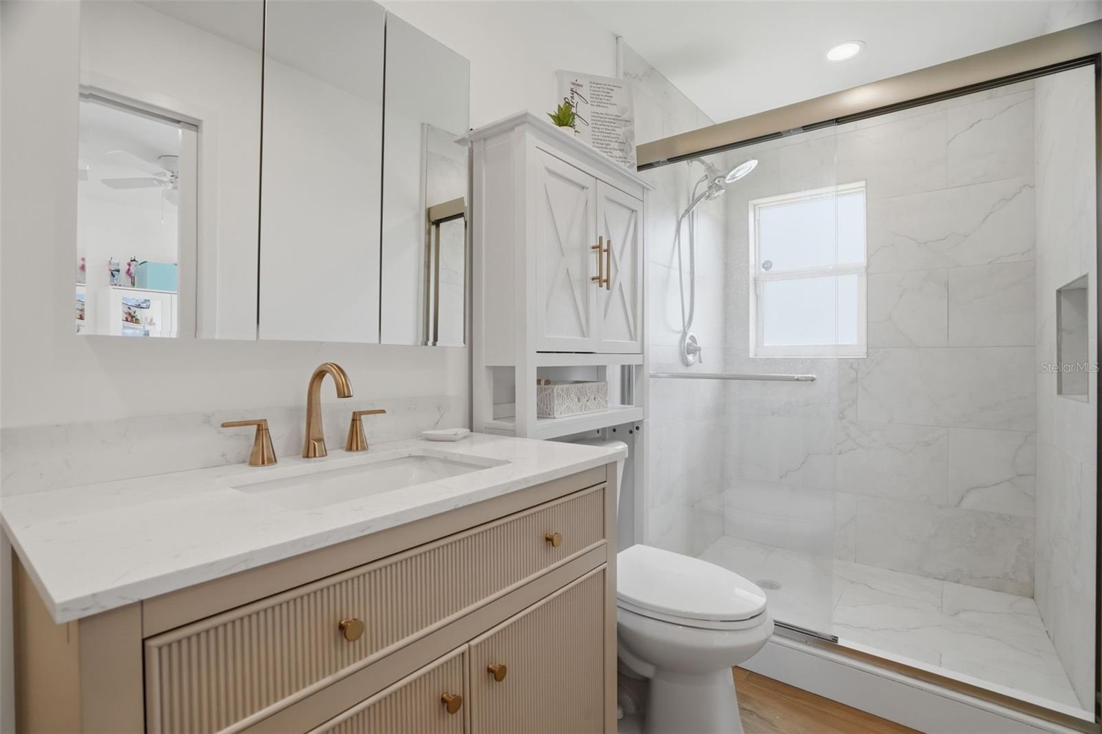 SHOREACRES CENTER - Residential