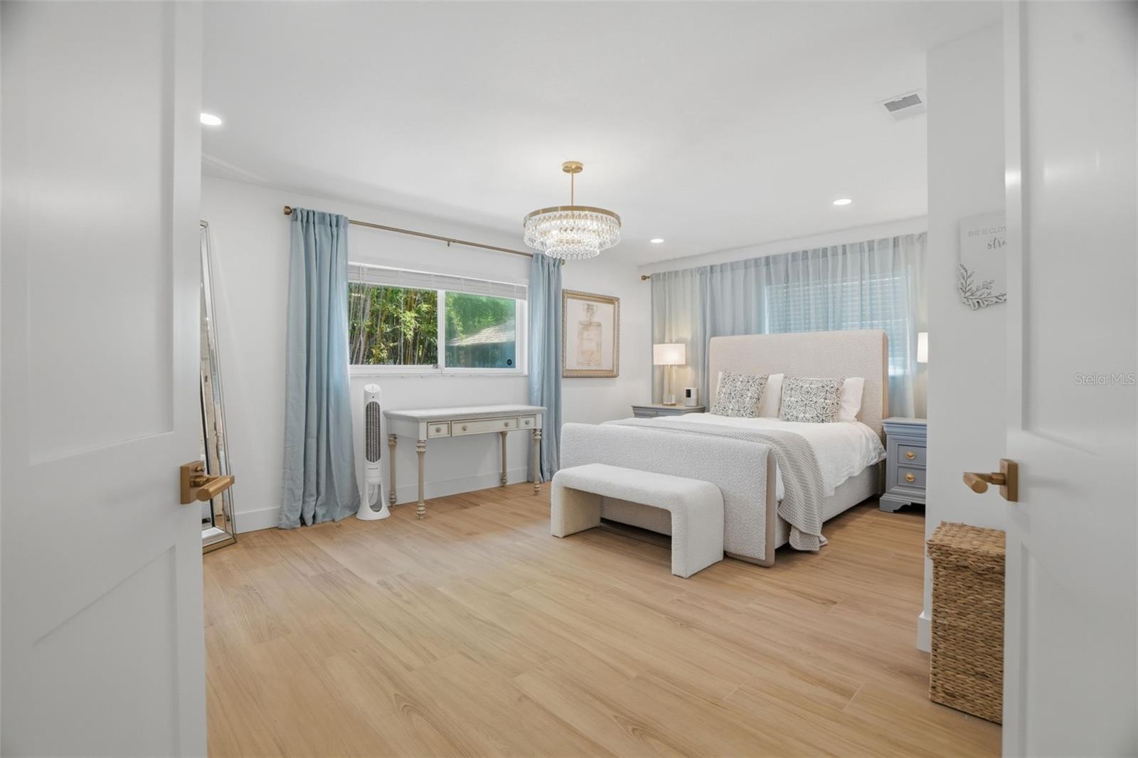 SHOREACRES CENTER - Residential