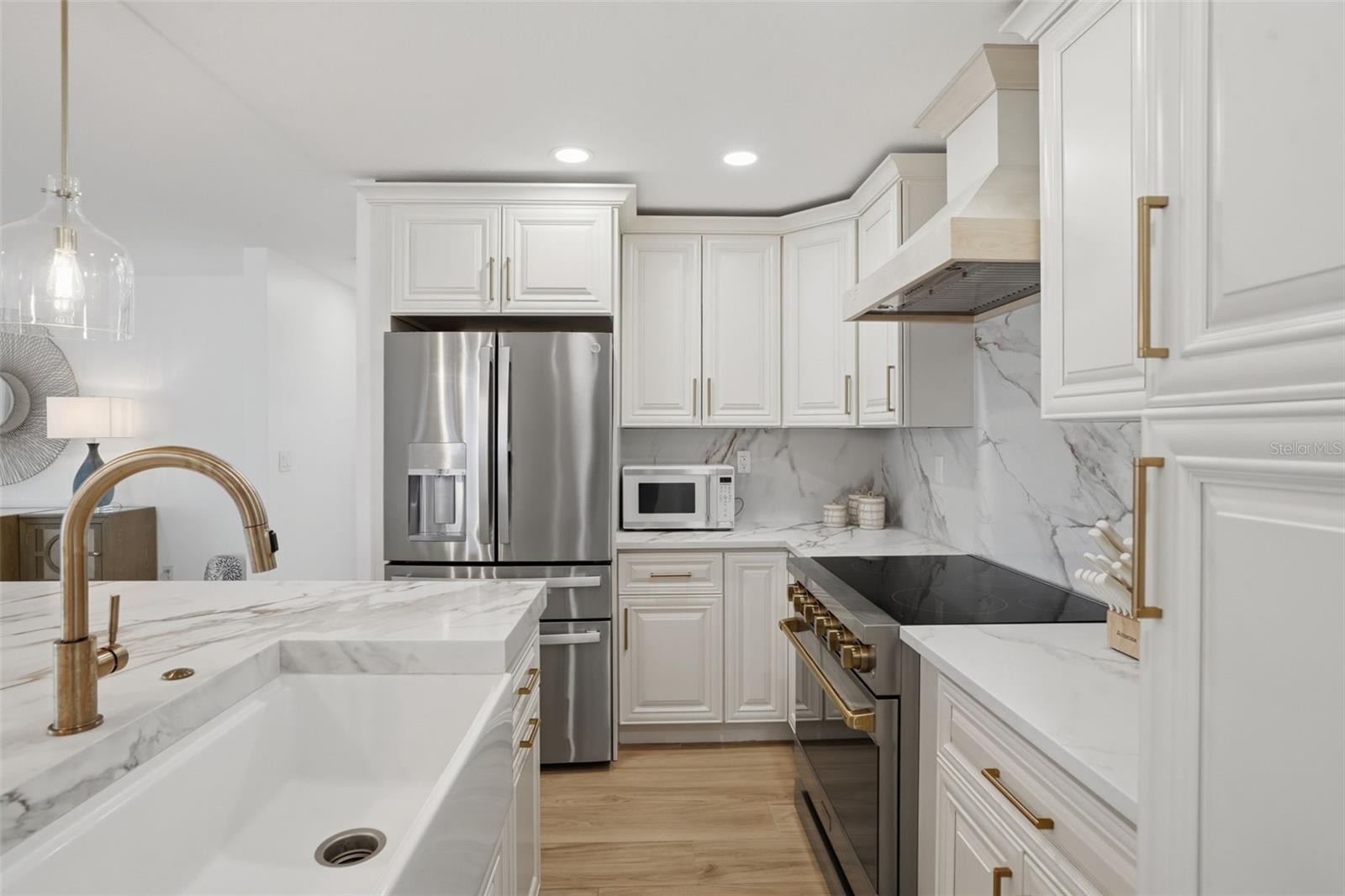 SHOREACRES CENTER - Residential
