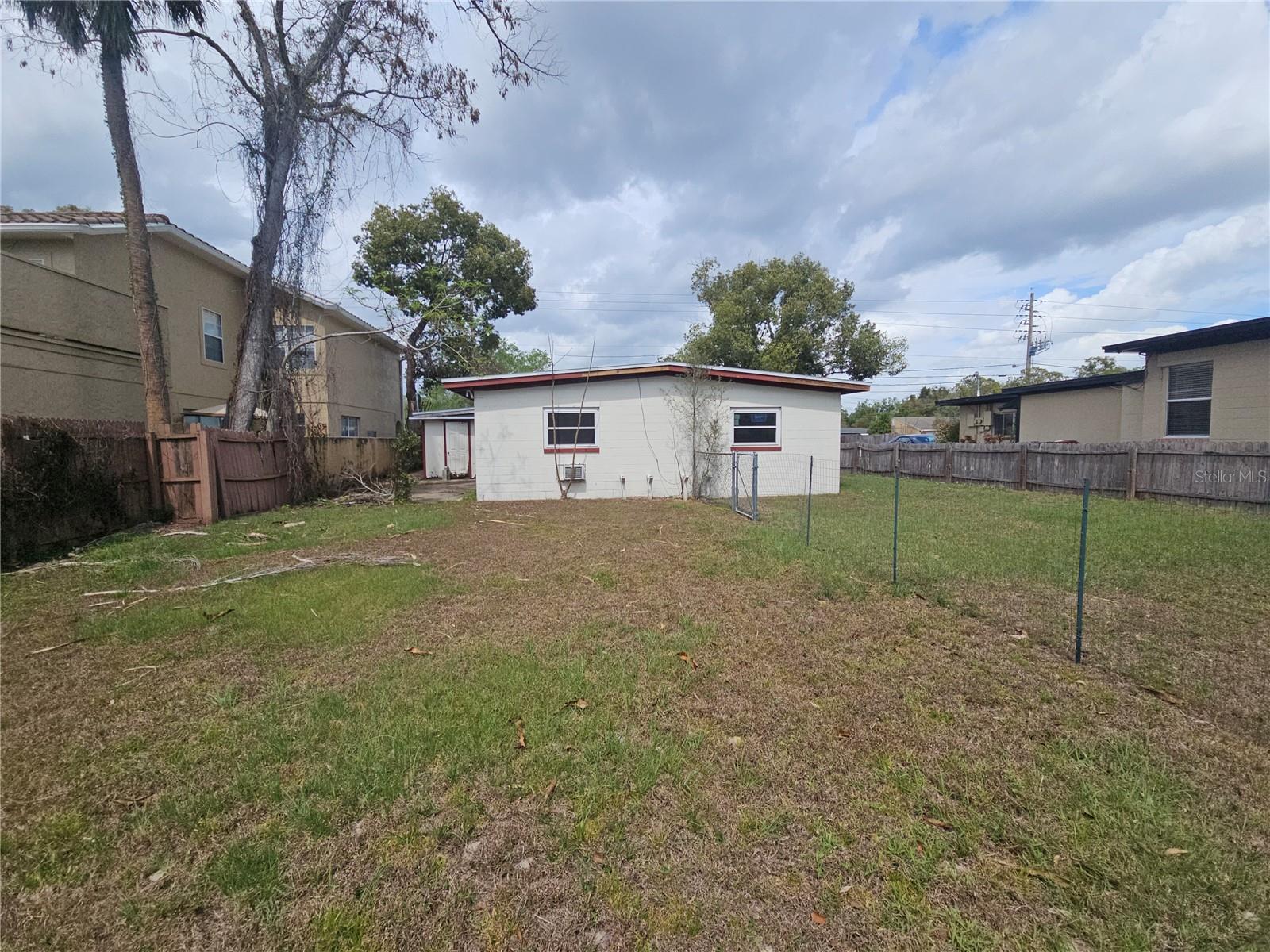 TANGERINE ACRES - Residential Income