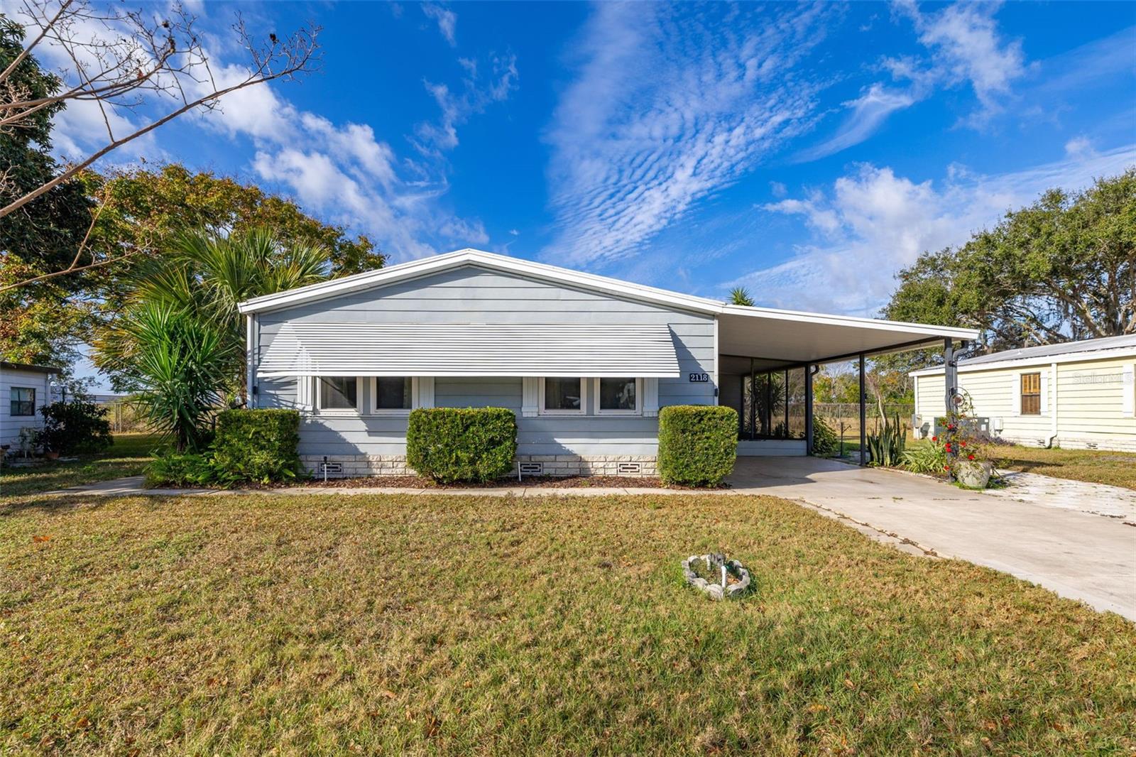 ZELLWOOD STATION - Residential