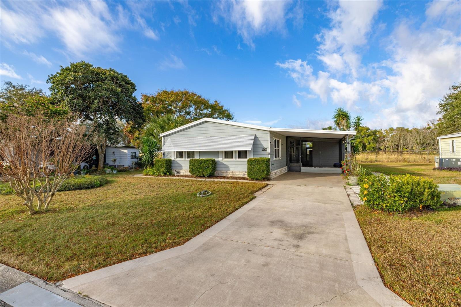 ZELLWOOD STATION - Residential