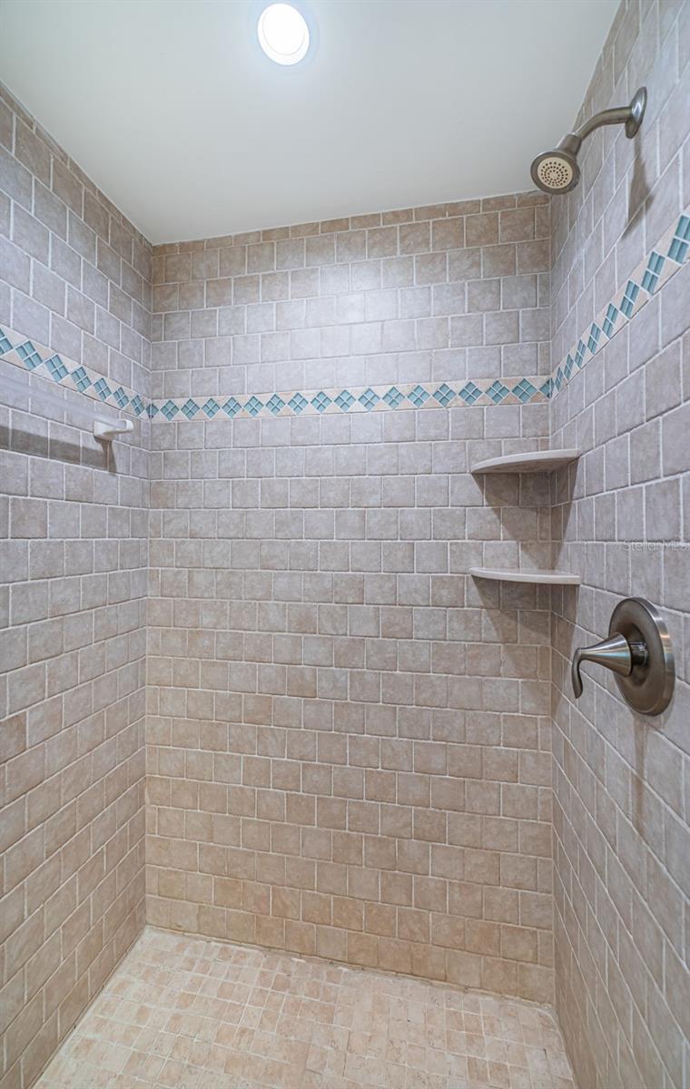 NORTH VINA DEL MAR 1ST ADD - Residential