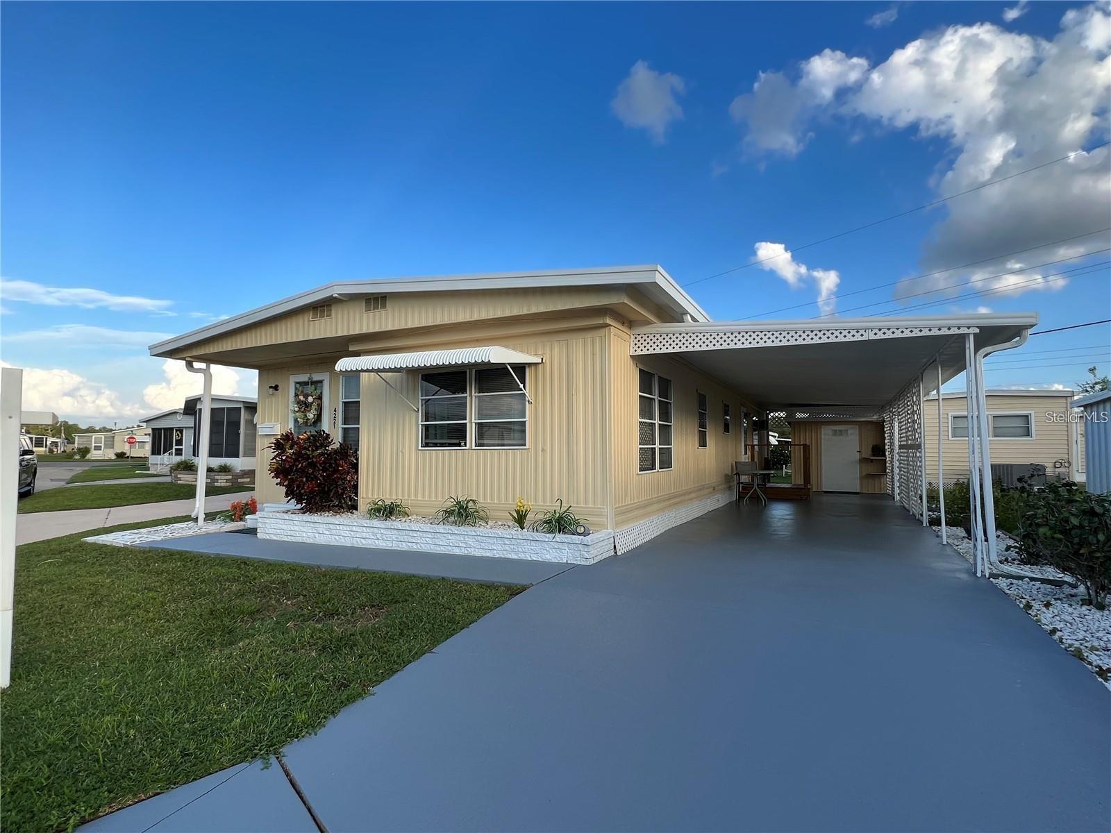 DE SOTO COMMUNITY UNIT ONE - Residential