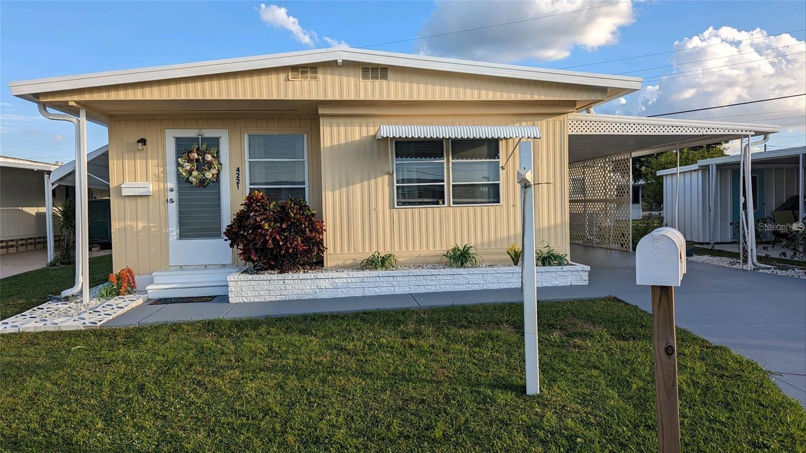 DE SOTO COMMUNITY UNIT ONE - Residential