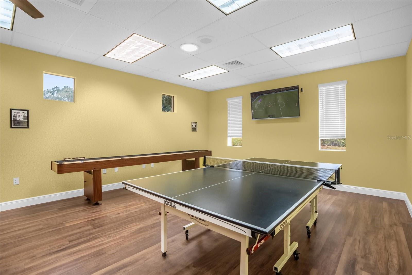 ARLINGTON RIDGE - Residential
