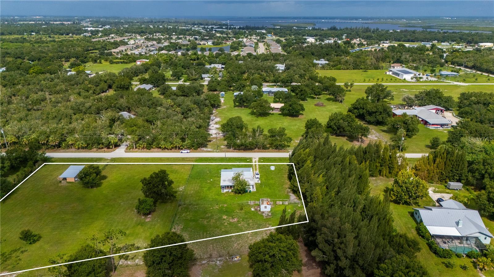 TOWN ESTATES - Residential