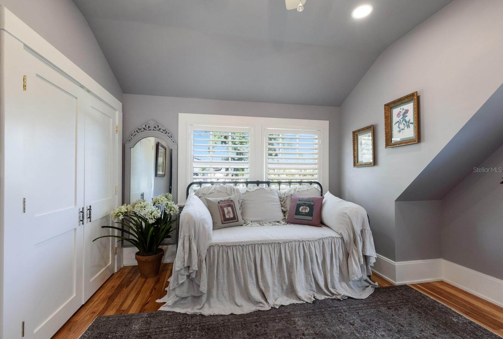 POINSETTIA PARK 2 - Residential