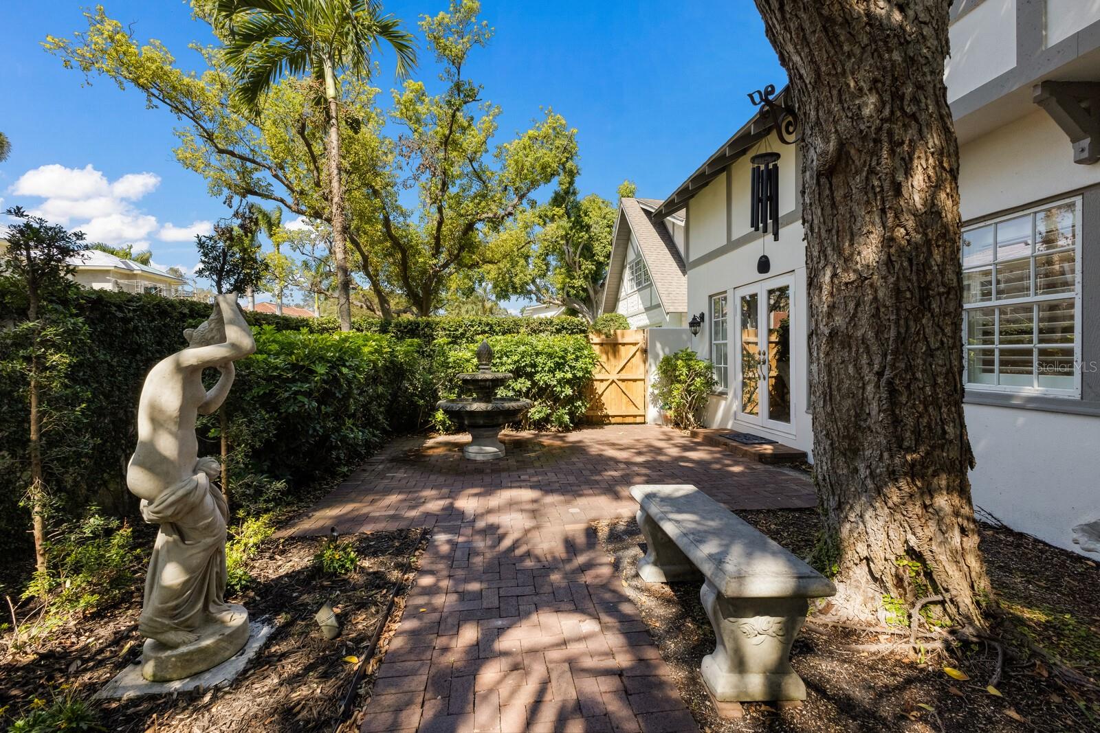 POINSETTIA PARK 2 - Residential