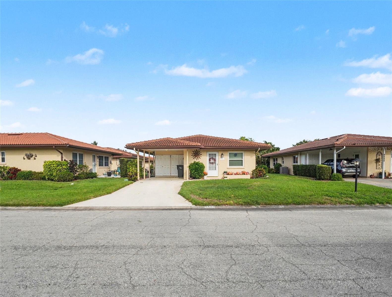 CAMBRIDGE VILLAGE - Residential