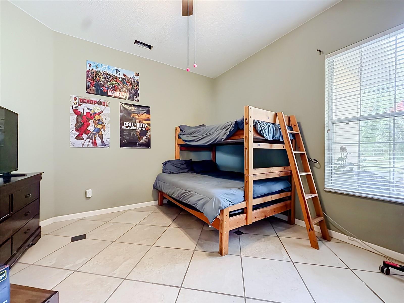 ROYAL HIGHLANDS - Residential