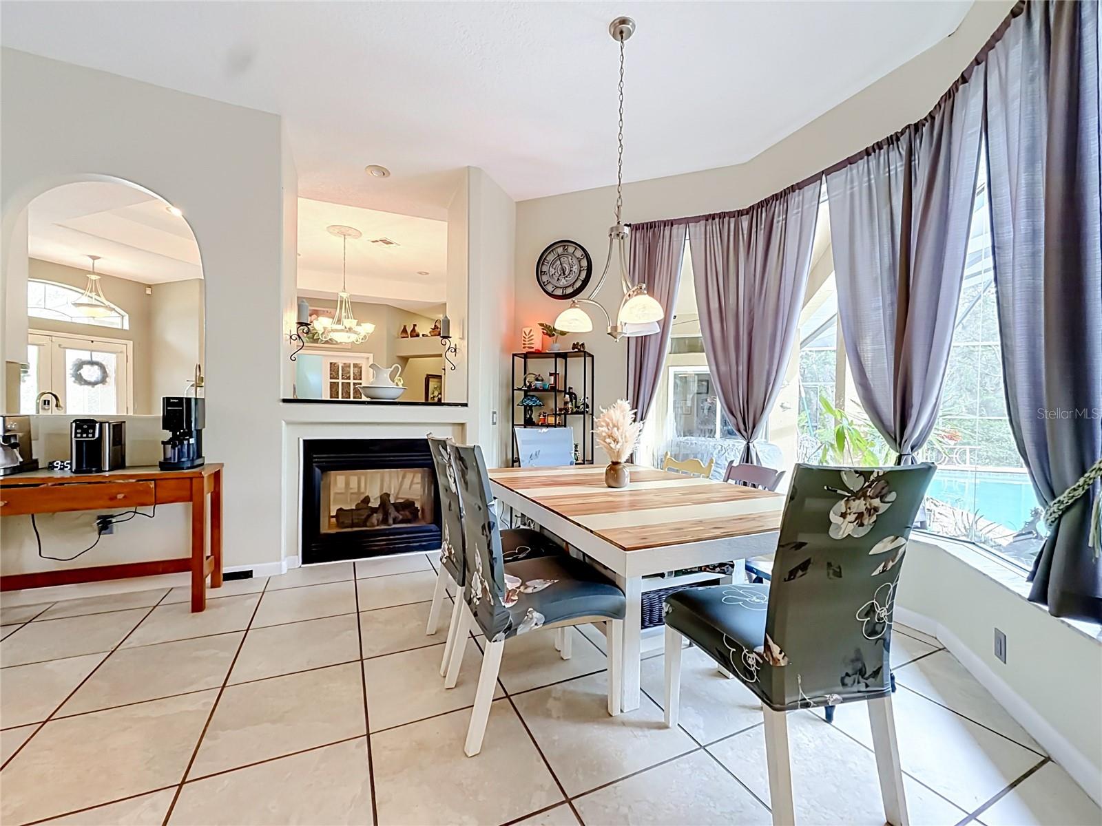 ROYAL HIGHLANDS - Residential