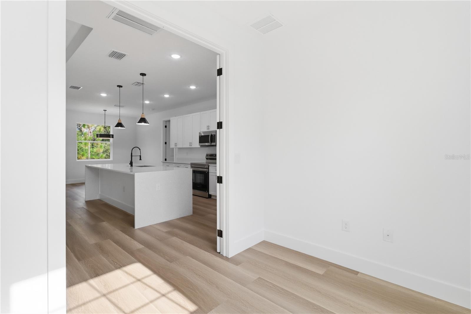 CITRUS SPGS UNIT 06 - Residential