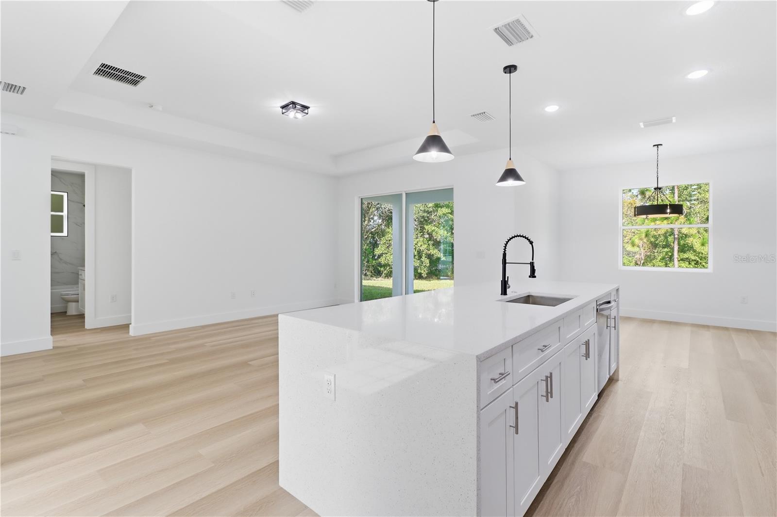 CITRUS SPGS UNIT 06 - Residential