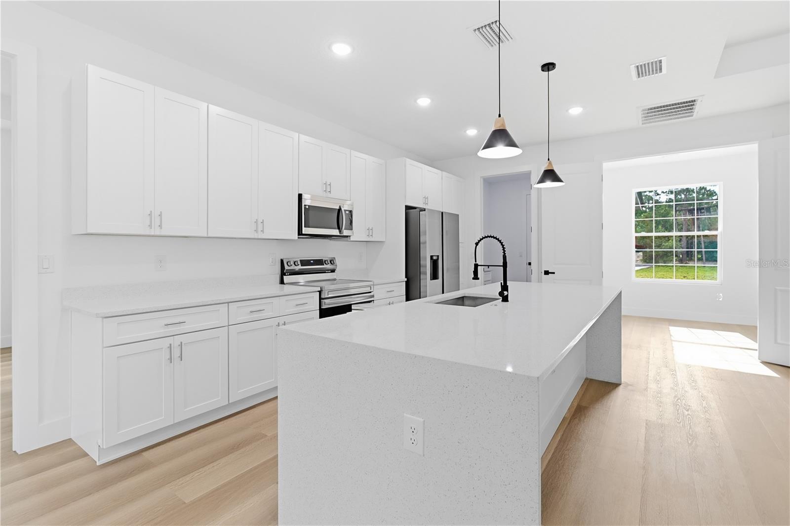 CITRUS SPGS UNIT 06 - Residential