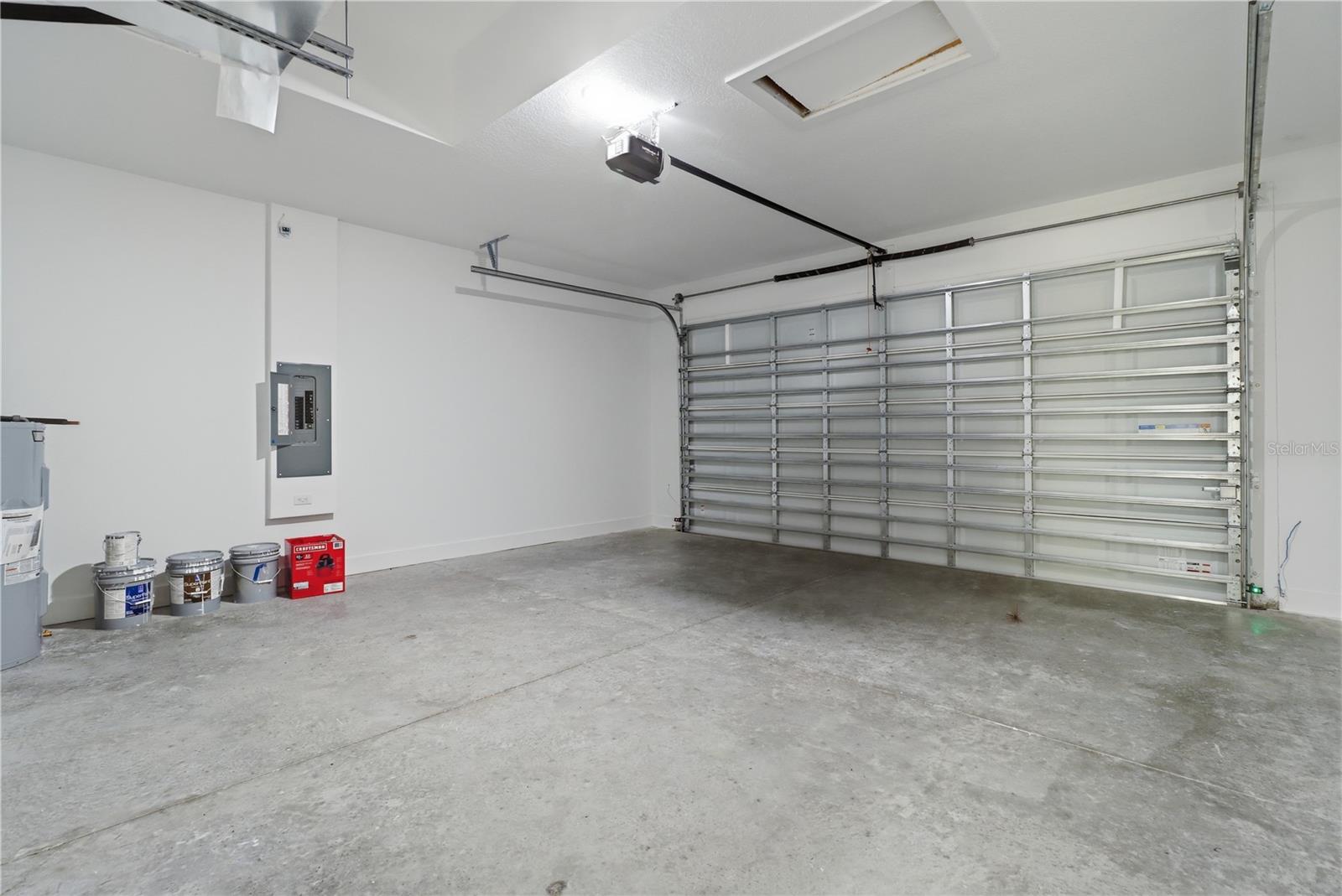 CITRUS SPGS UNIT 06 - Residential