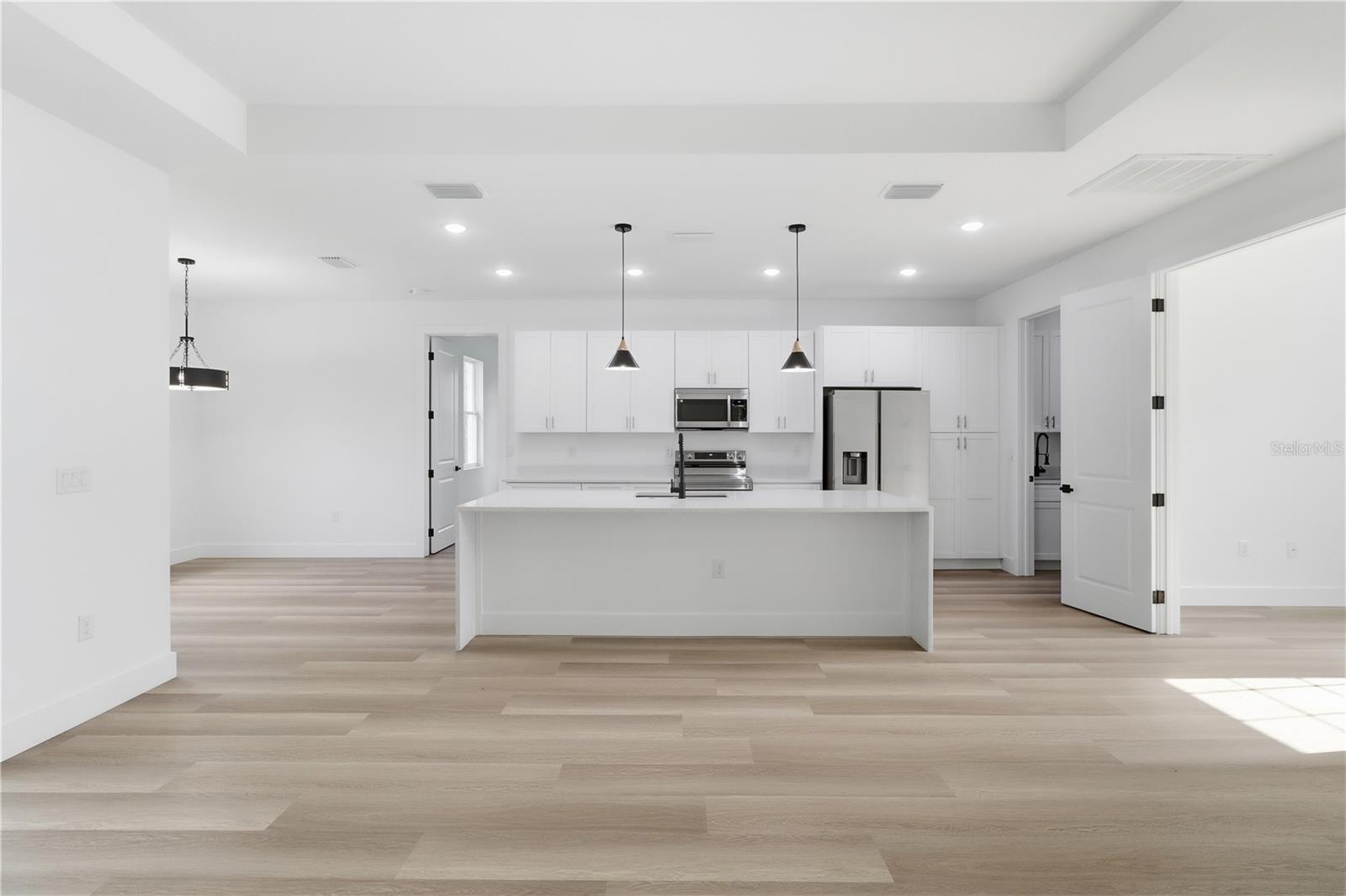 CITRUS SPGS UNIT 06 - Residential