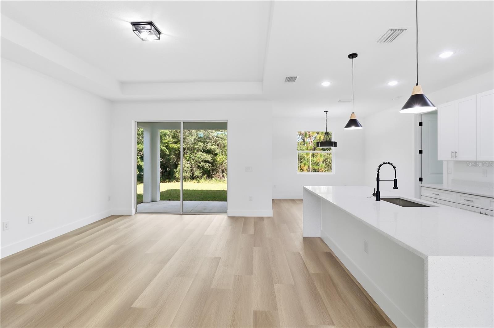 CITRUS SPGS UNIT 06 - Residential
