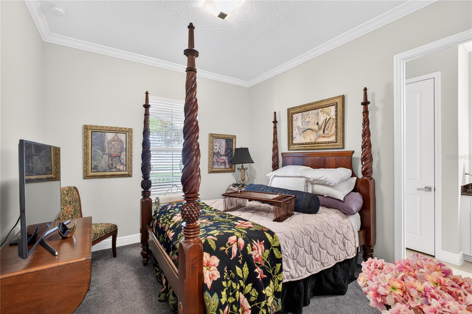 TWINWATERS - Residential