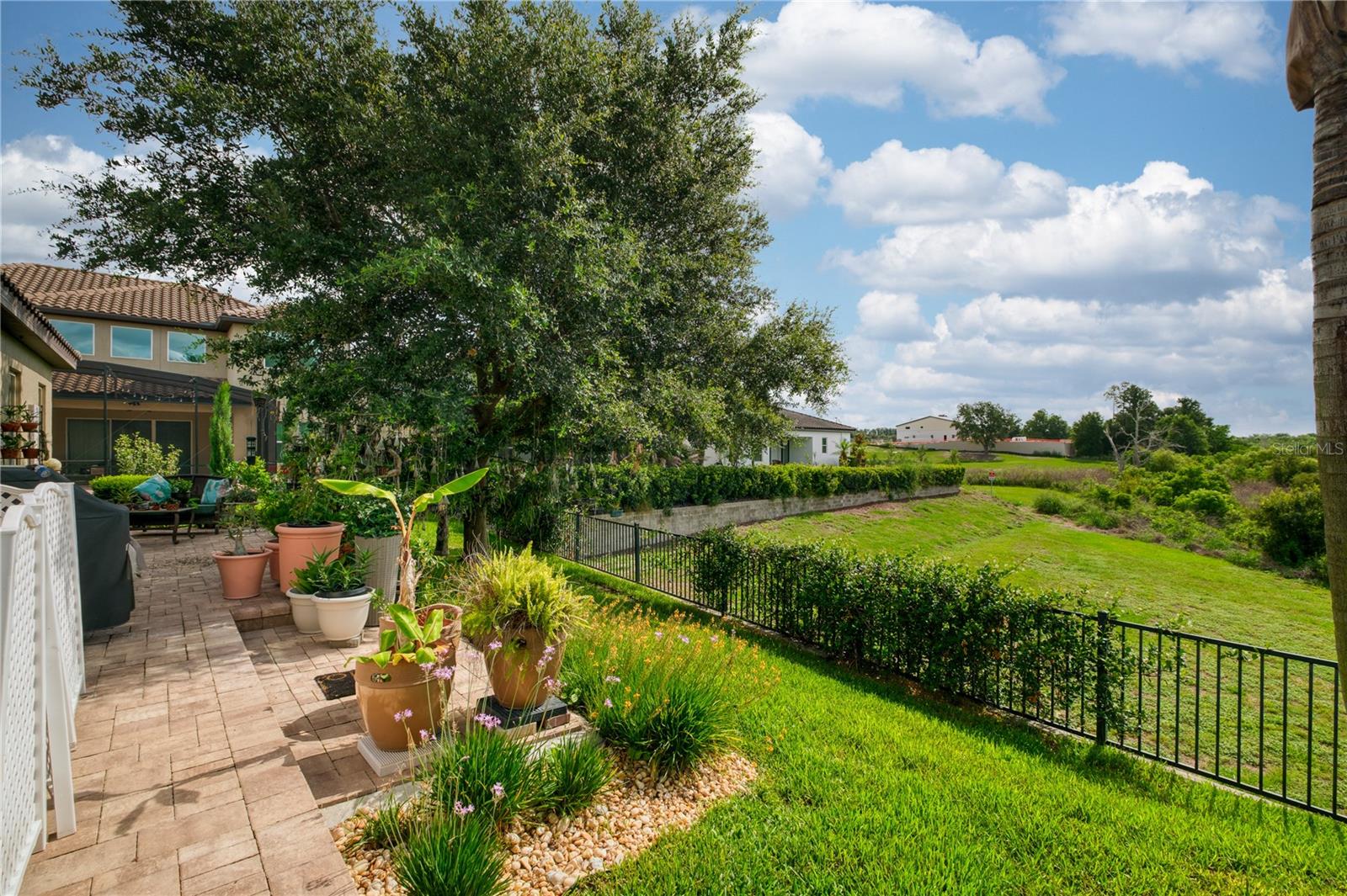 TWINWATERS - Residential
