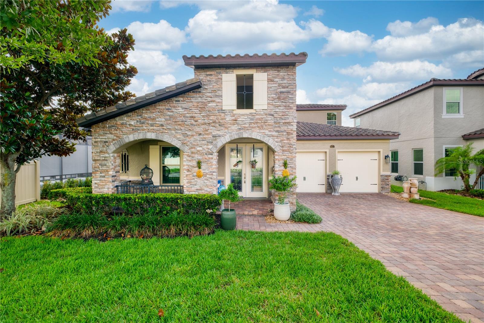 TWINWATERS - Residential
