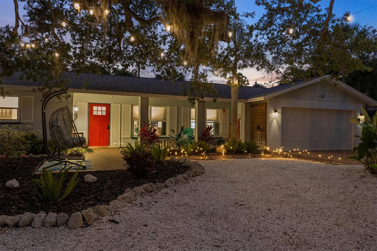 SIESTA BEACH - Residential