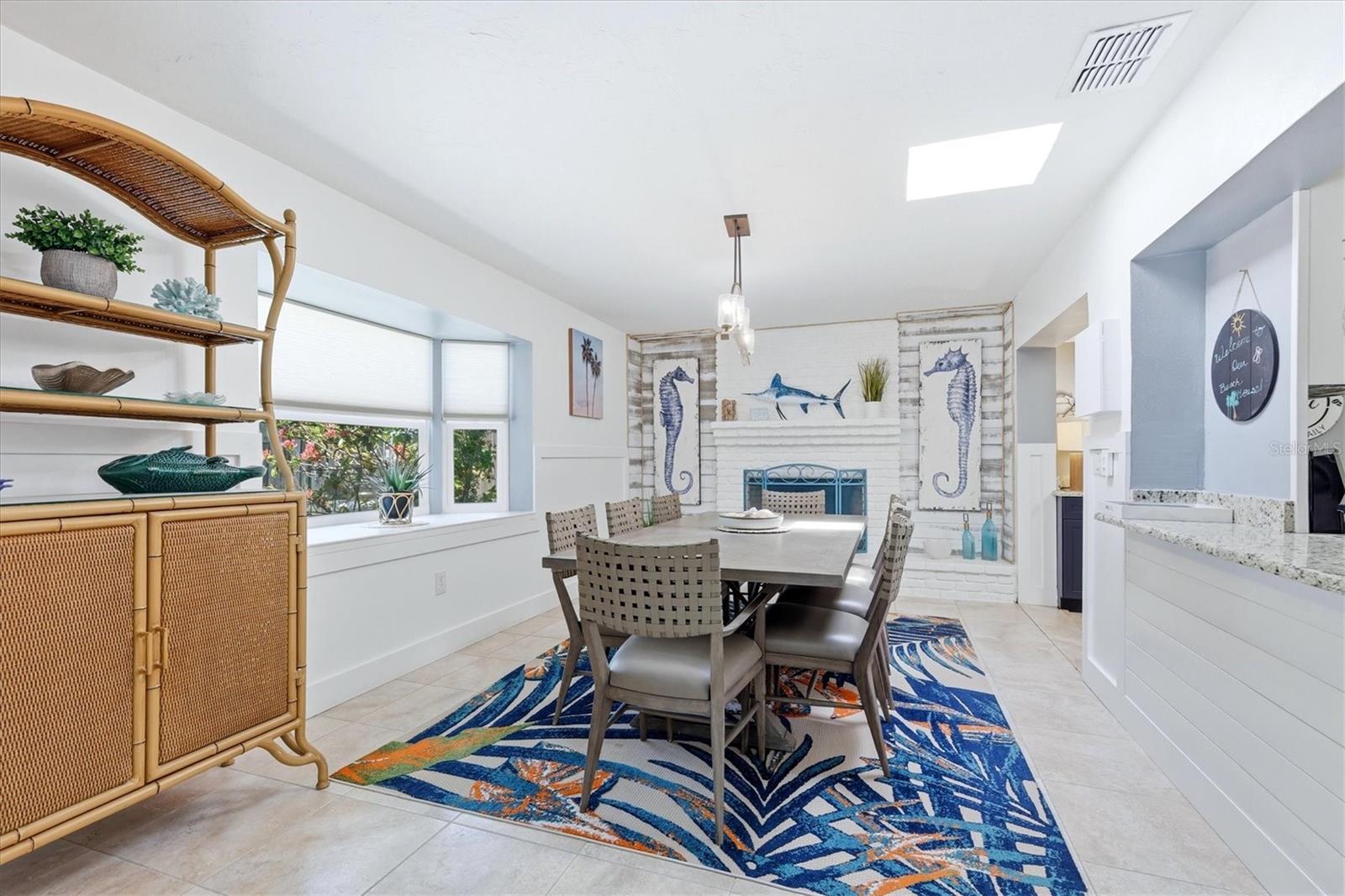SIESTA BEACH - Residential