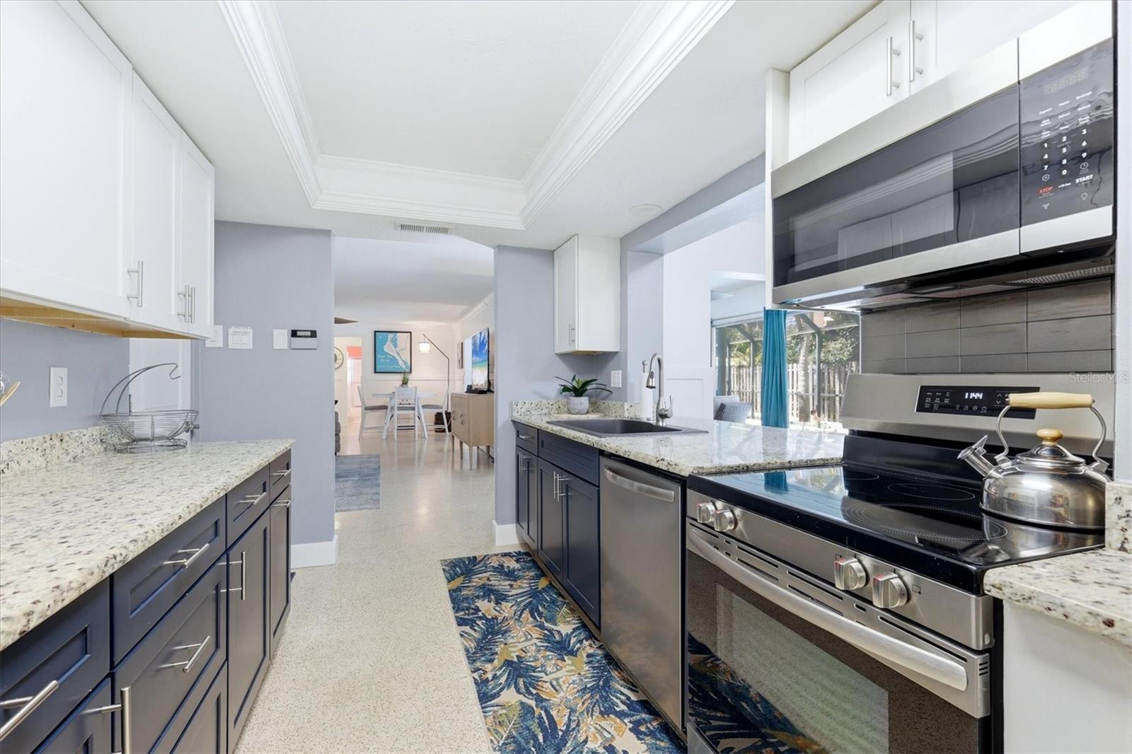 SIESTA BEACH - Residential