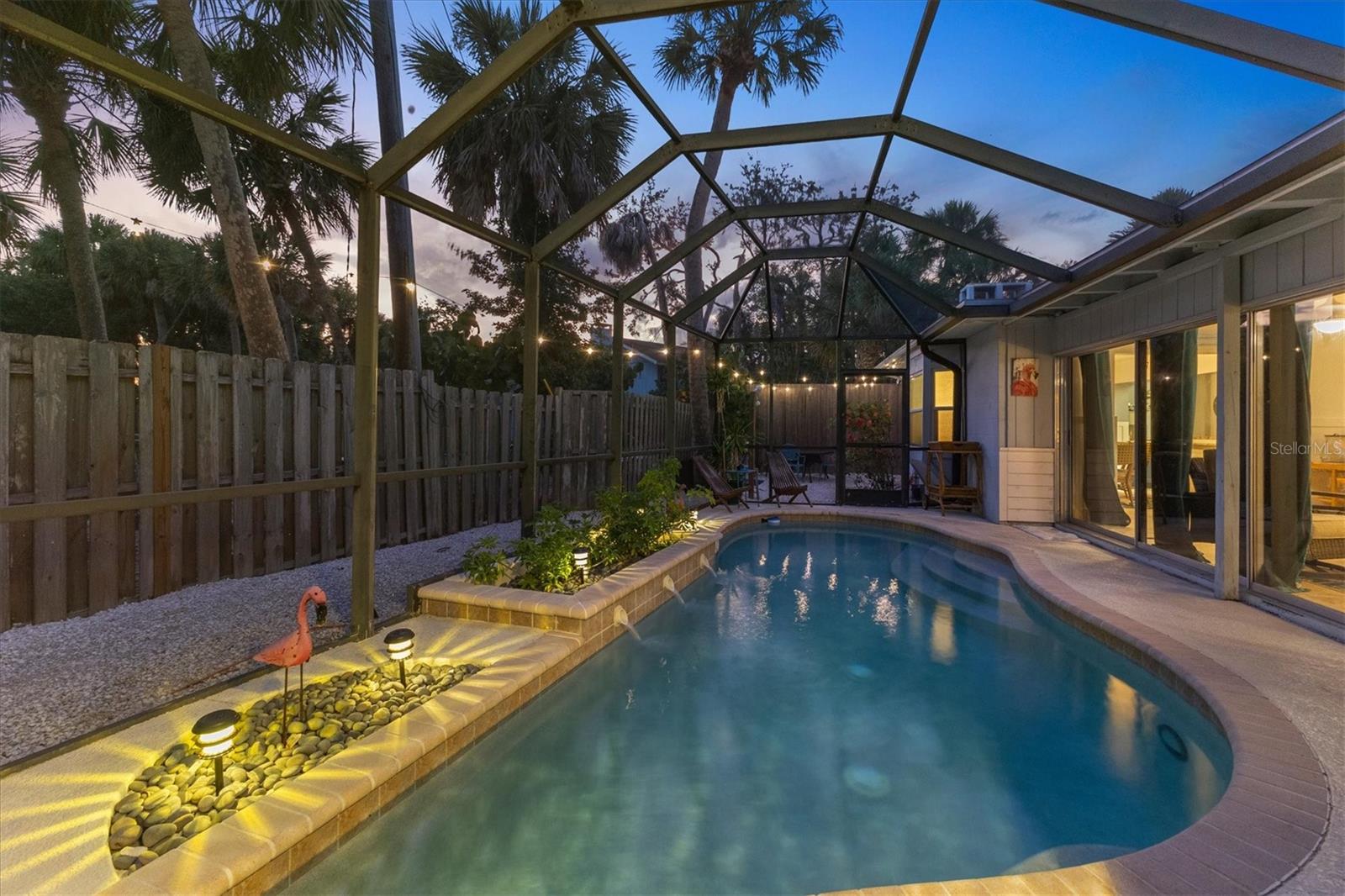 SIESTA BEACH - Residential