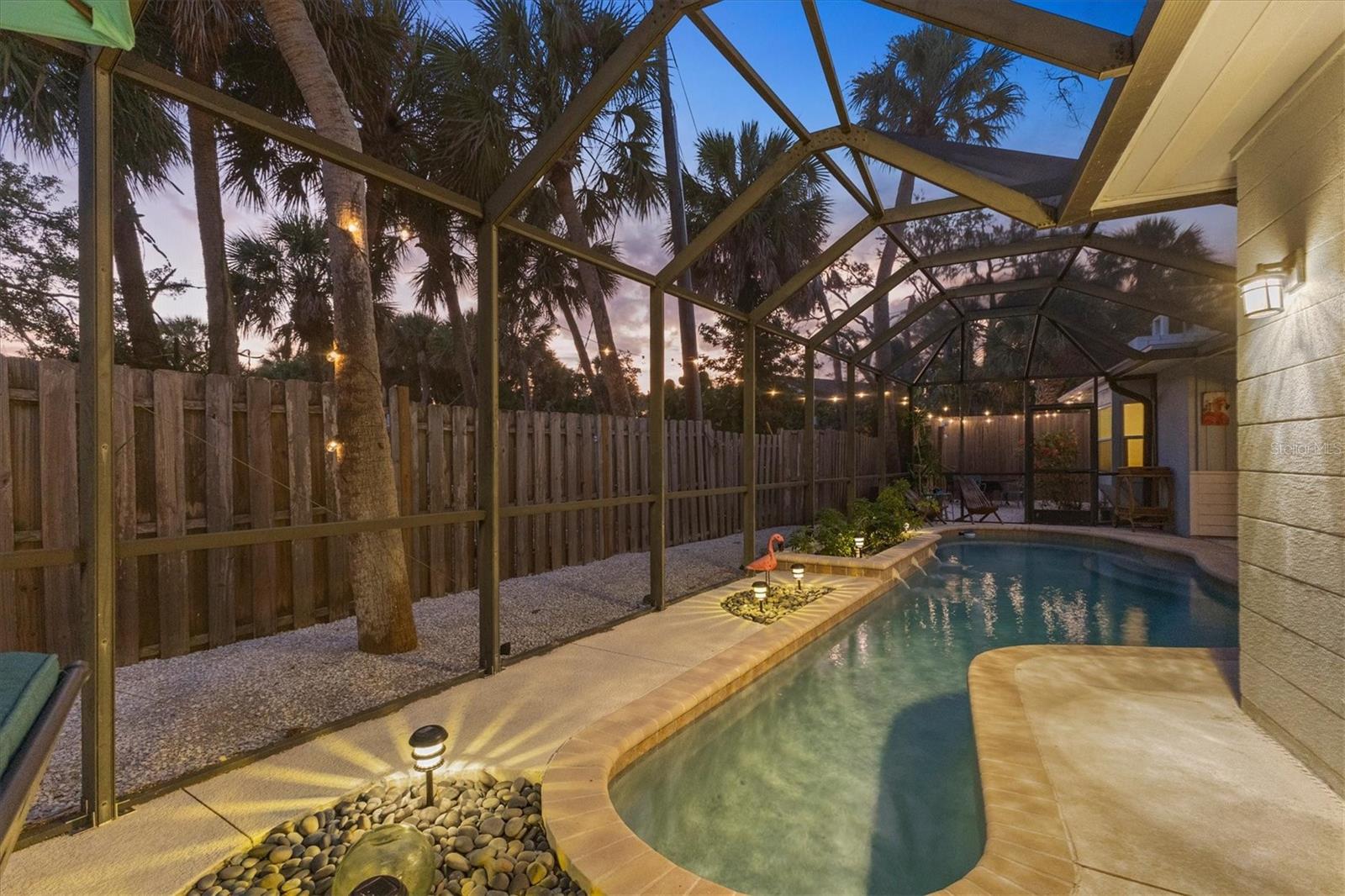 SIESTA BEACH - Residential