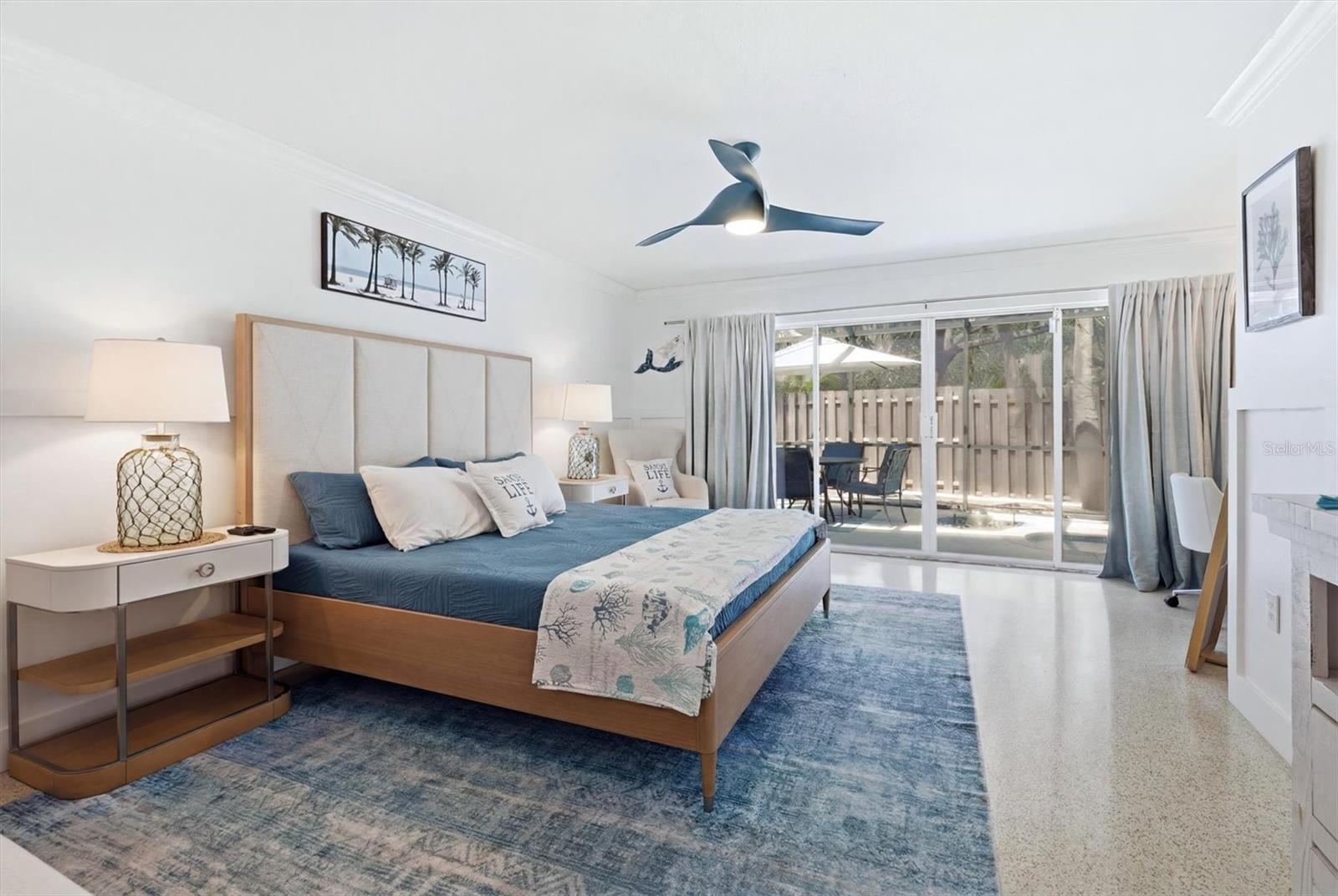 SIESTA BEACH - Residential