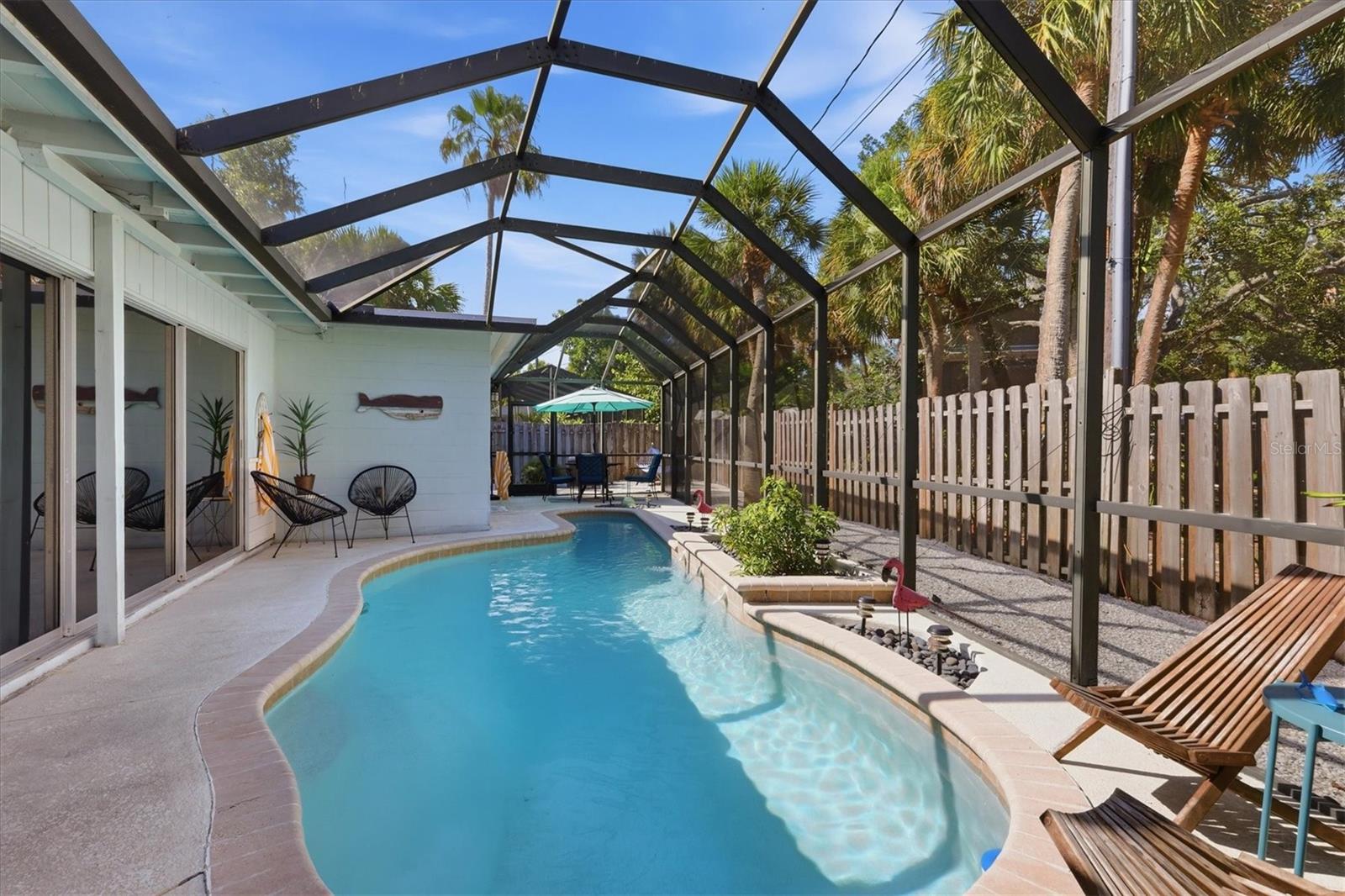 SIESTA BEACH - Residential