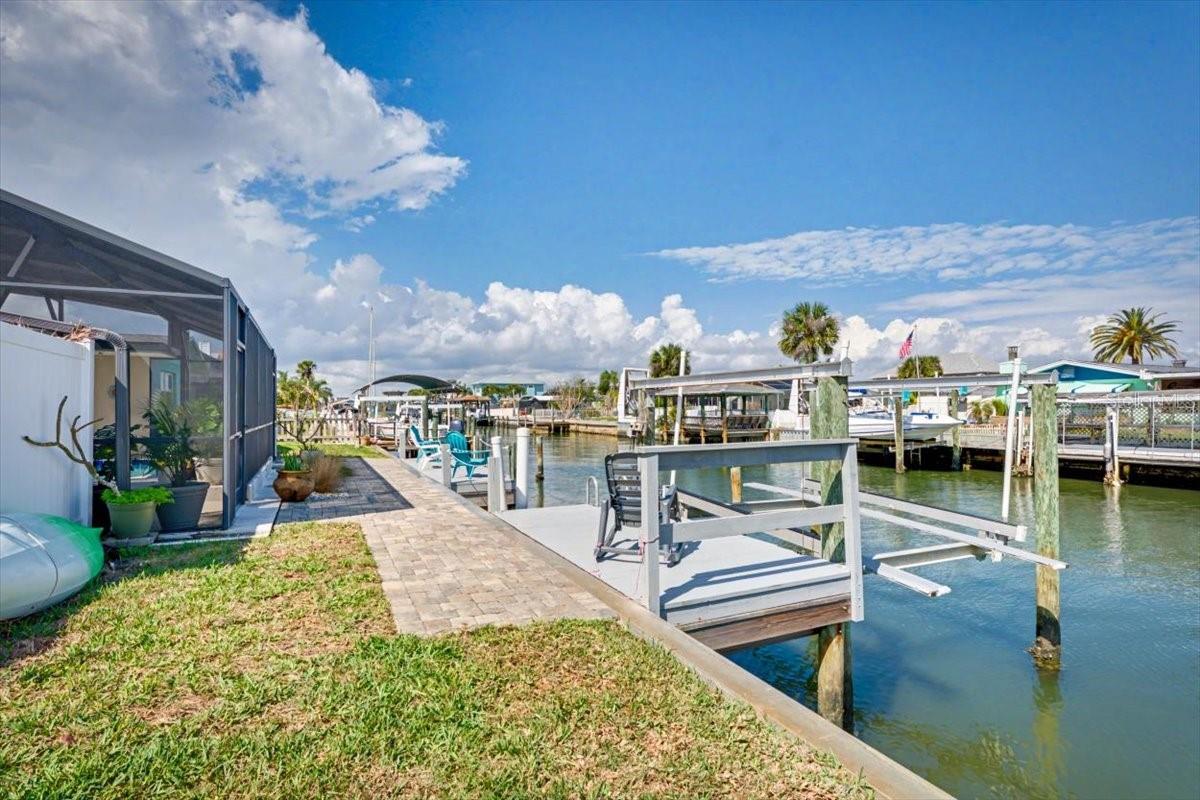 YACHT HAVEN - Residential
