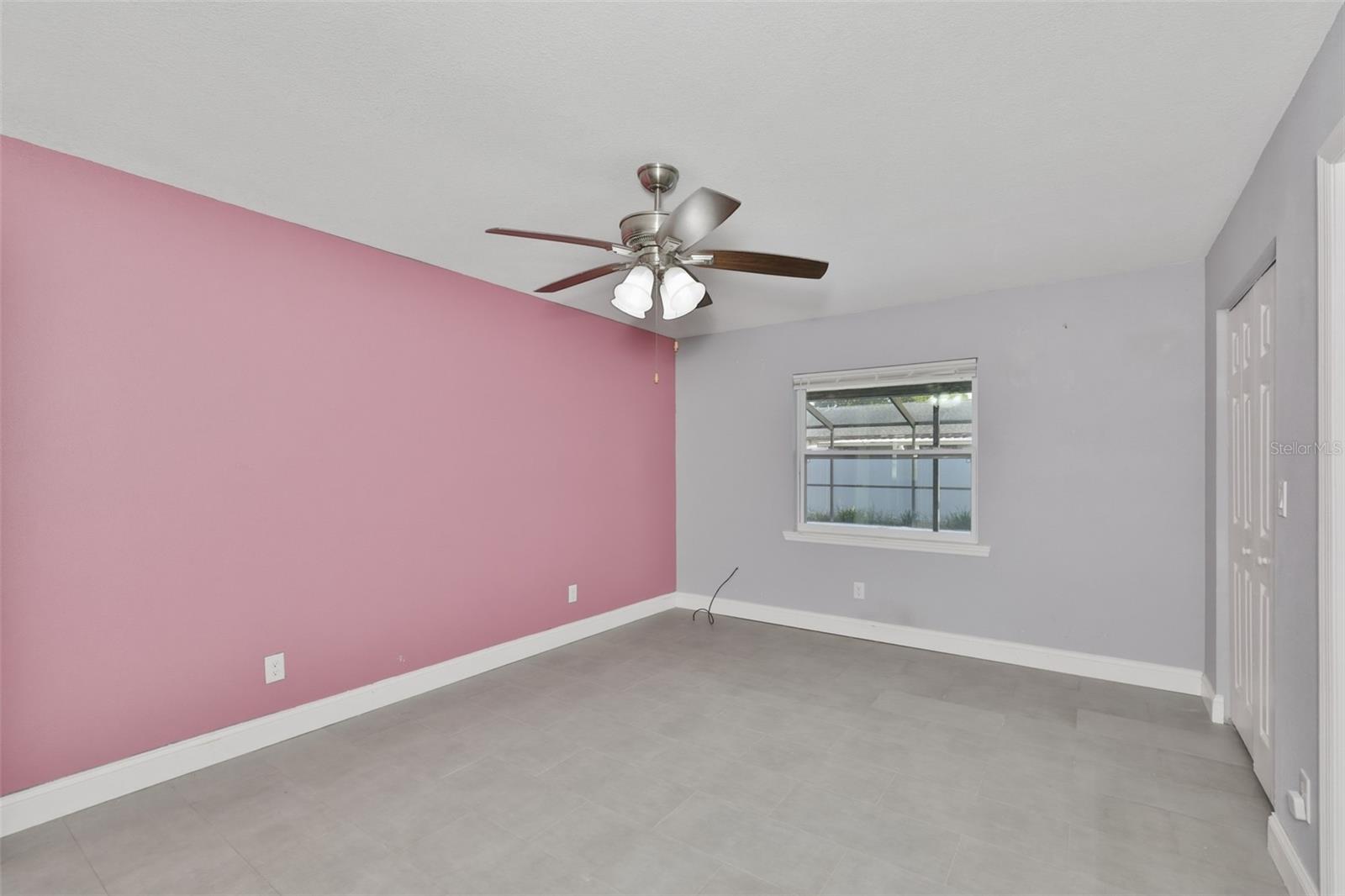 SOMERSET LAKES UNIT ONE - Residential Lease